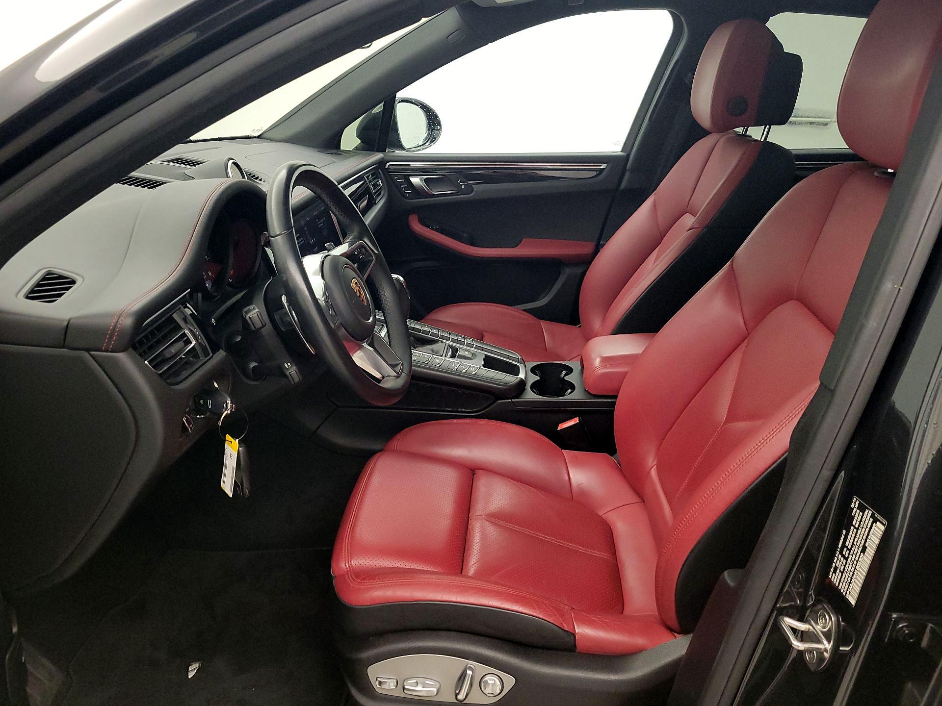 Thumbnail: 2019 Porsche Macan - 11