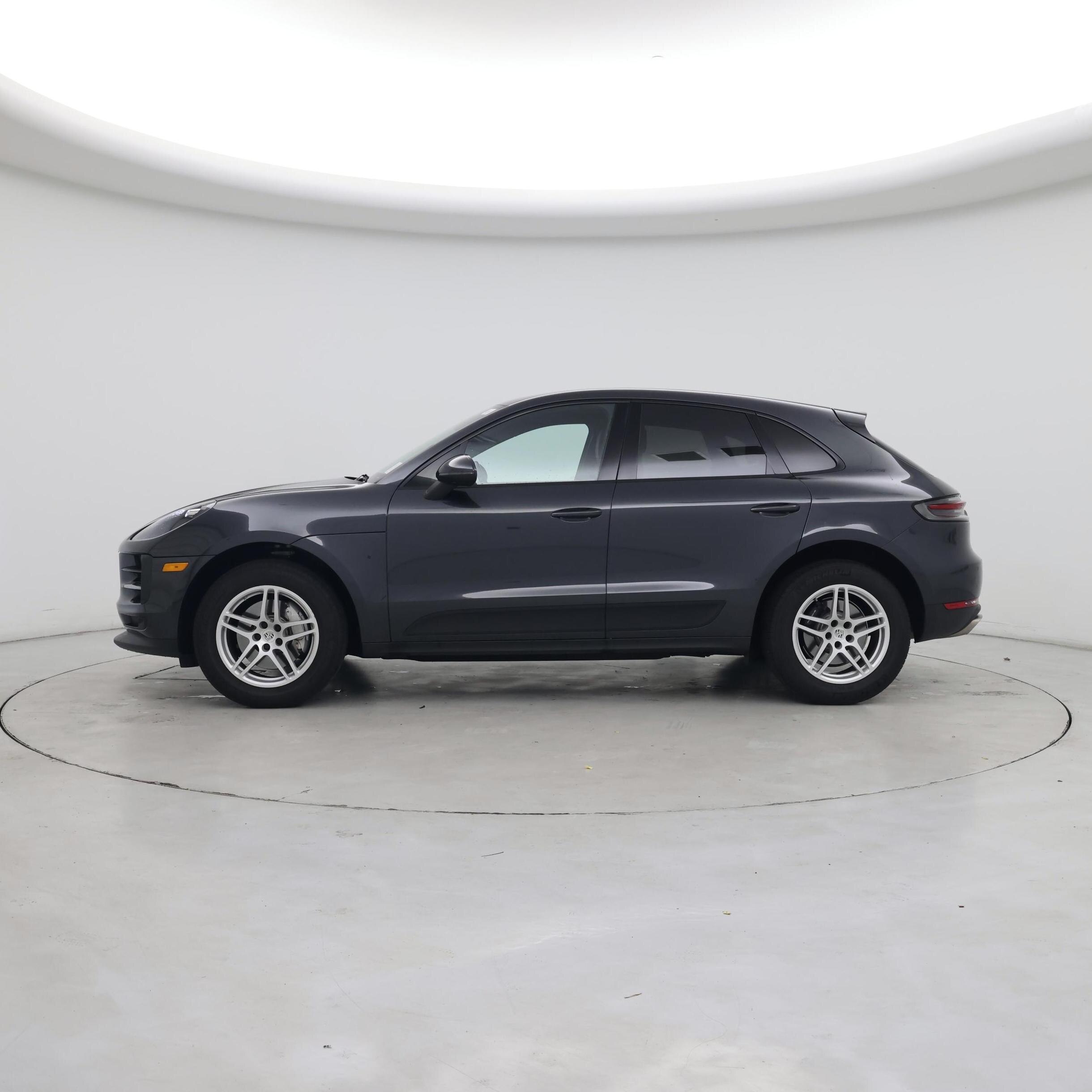 Thumbnail: 2019 Porsche Macan - 3