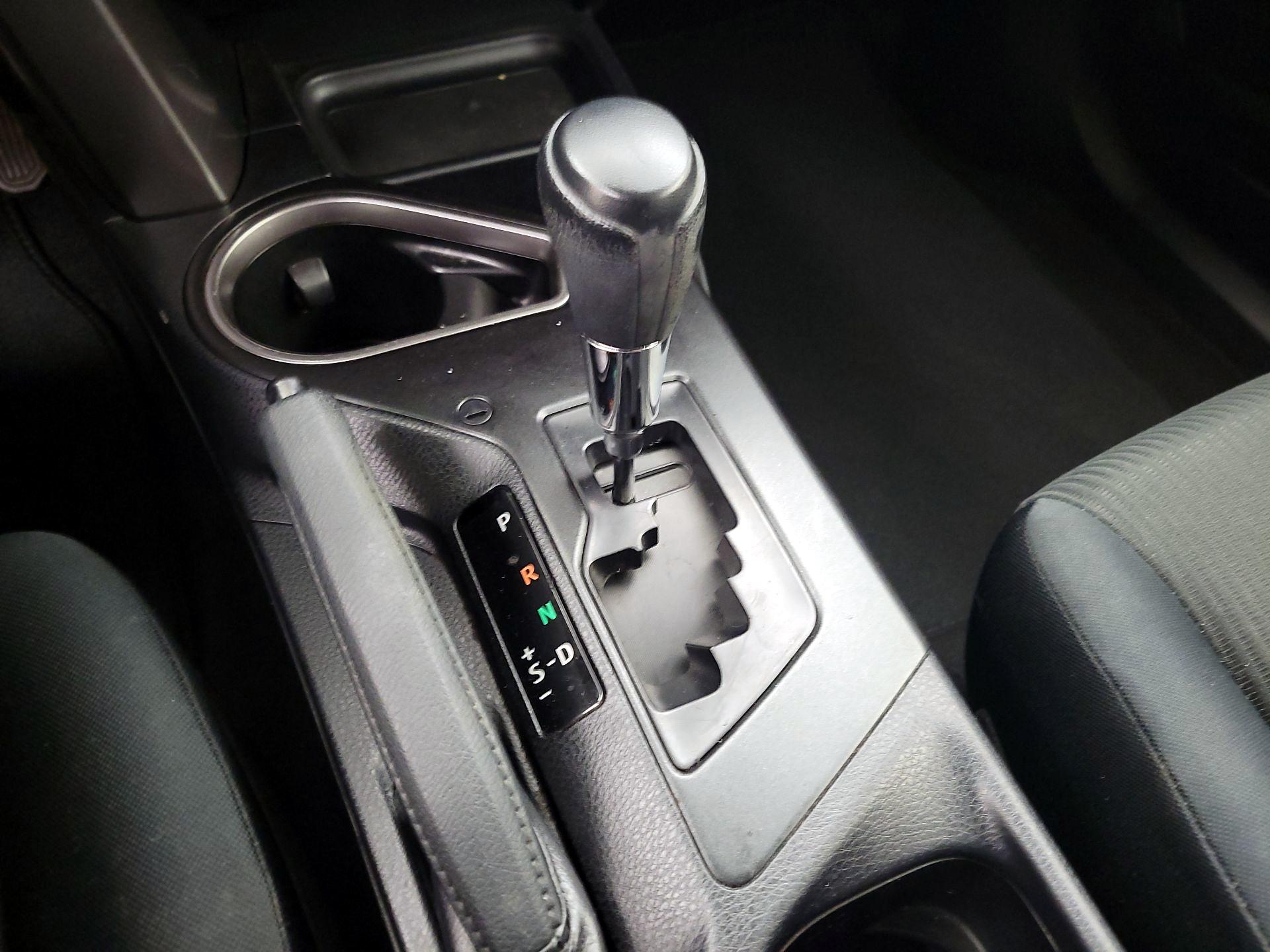 Thumbnail: 2017 Toyota RAV4 - 17