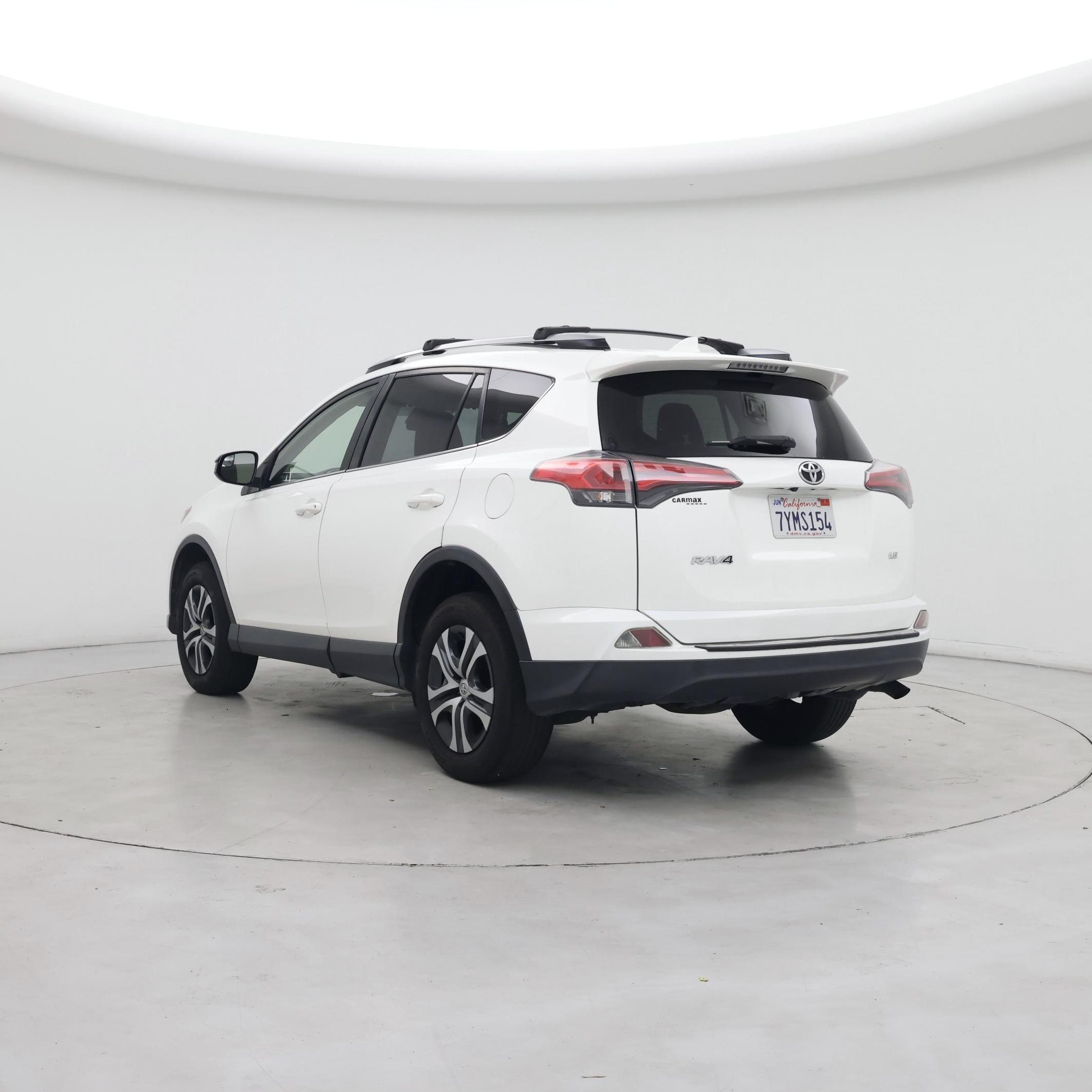 Thumbnail: 2017 Toyota RAV4 - 2