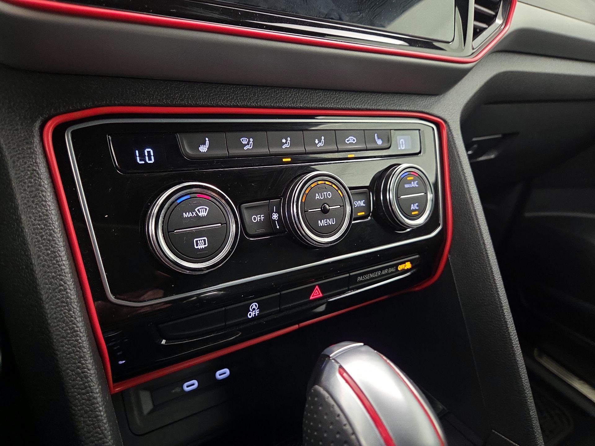 Thumbnail: 2022 Volkswagen Atlas - 16