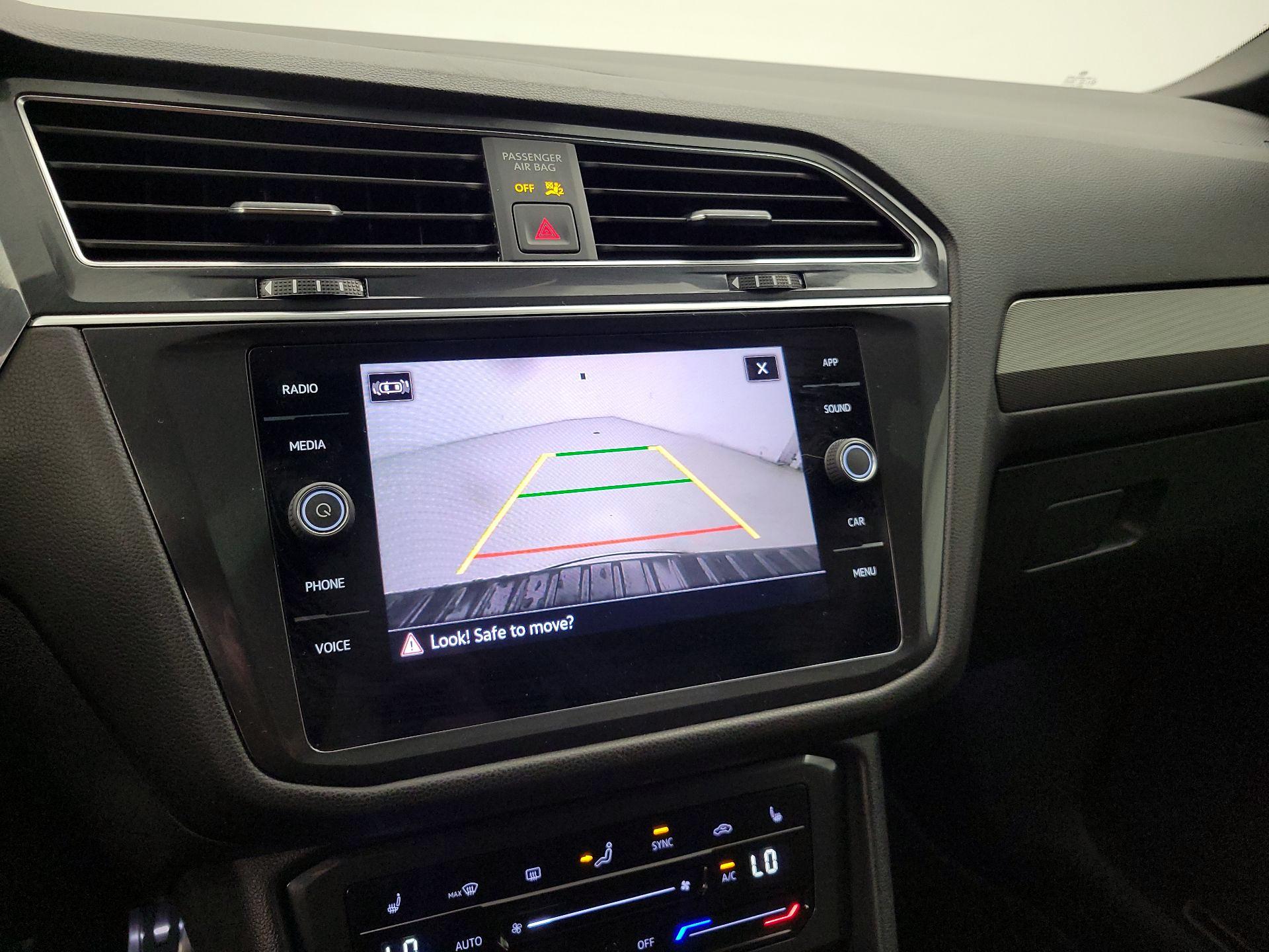 Thumbnail: 2023 Volkswagen Tiguan - 14