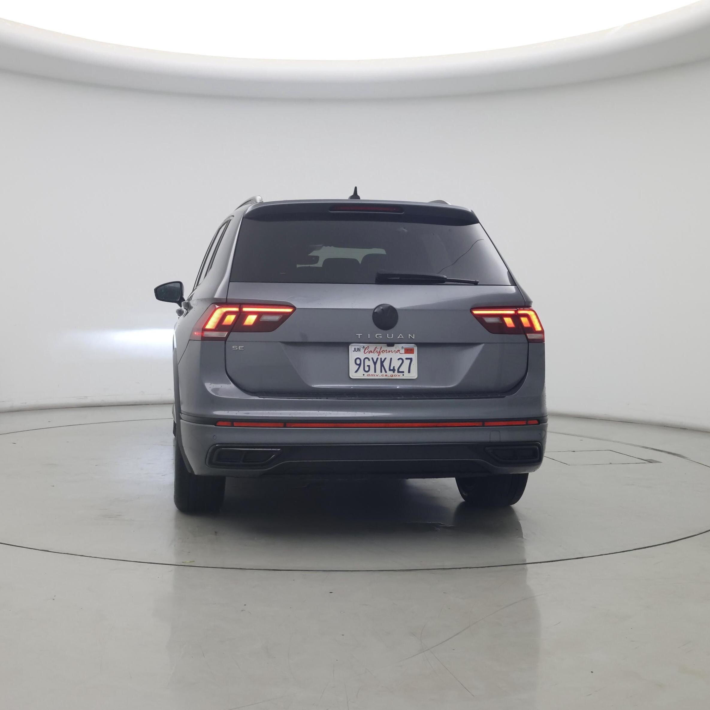 Thumbnail: 2023 Volkswagen Tiguan - 6