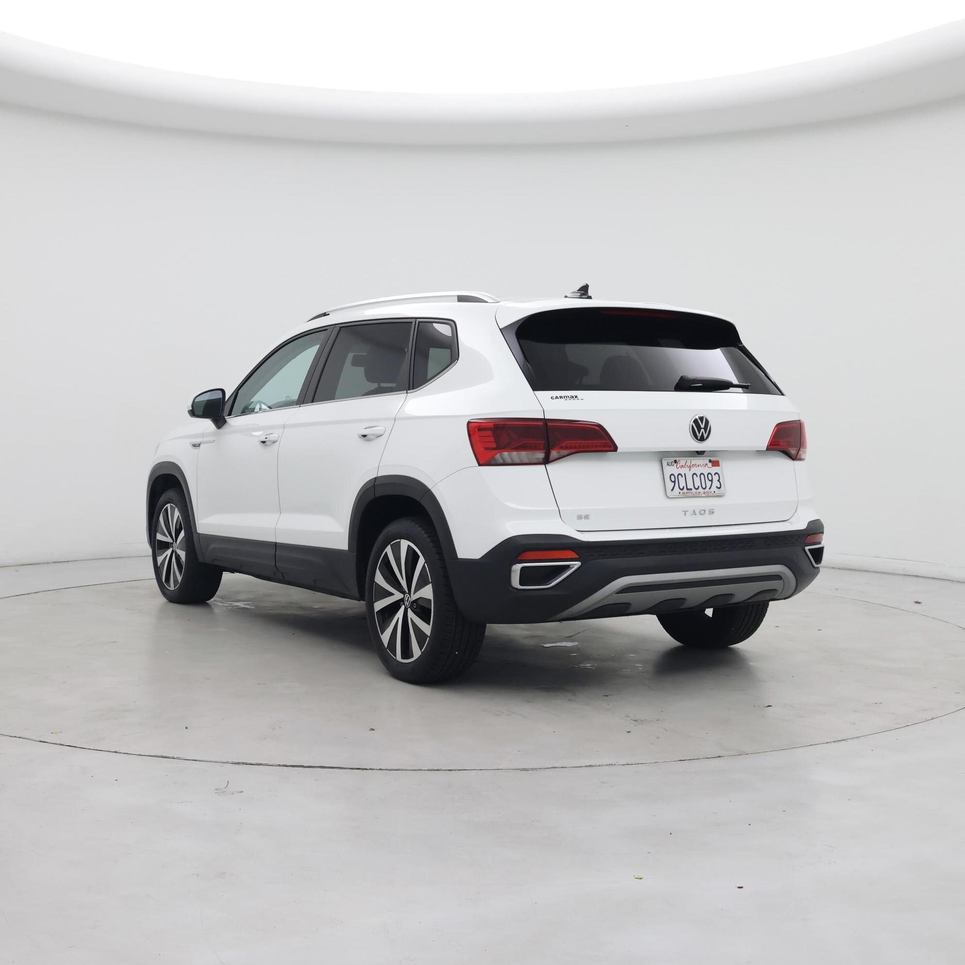 Thumbnail: 2022 Volkswagen Taos - 2