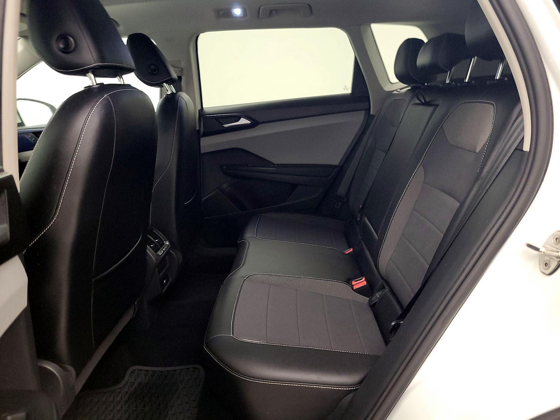 Thumbnail: 2022 Volkswagen Taos - 19