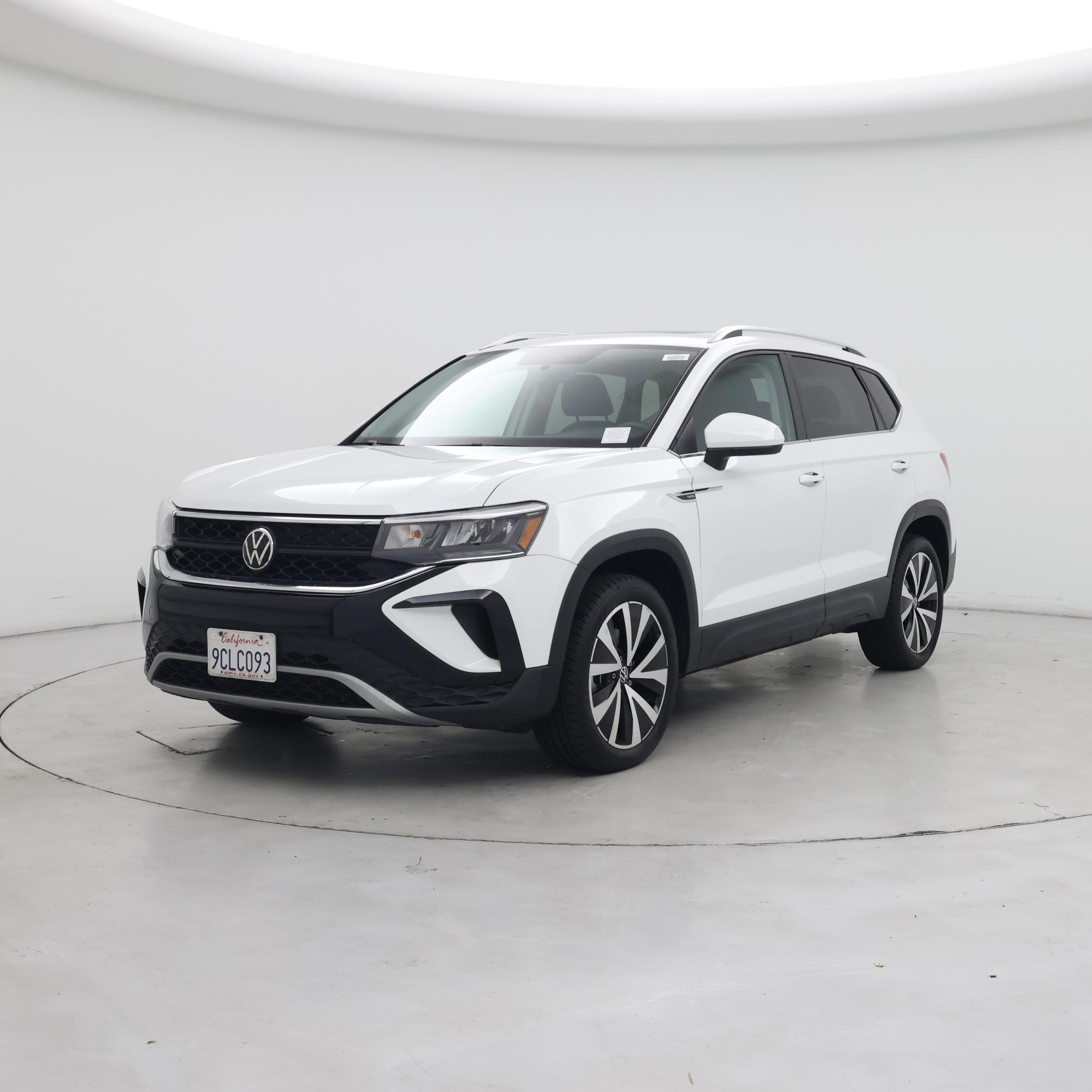 Thumbnail: 2022 Volkswagen Taos - 4