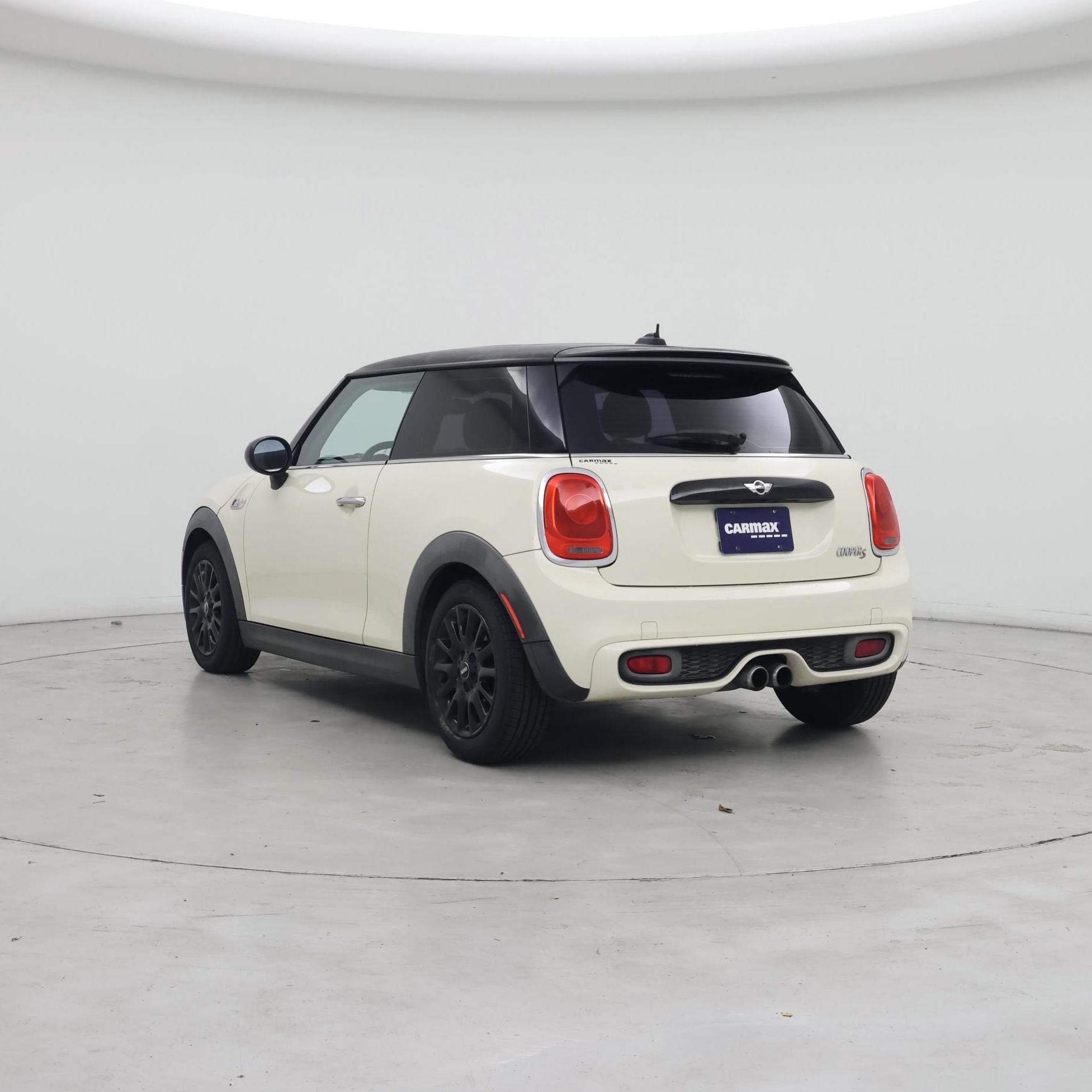 Thumbnail: 2016 MINI Cooper Hardtop - 2