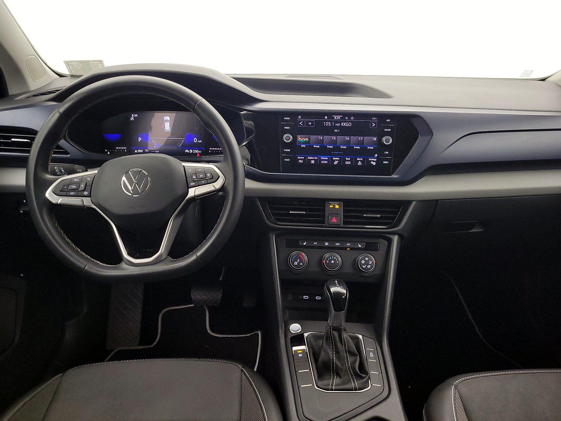 Thumbnail: 2022 Volkswagen Taos - 9