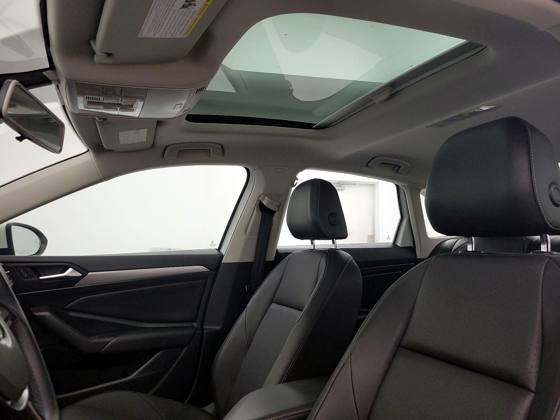 Thumbnail: 2019 Volkswagen Jetta - 19