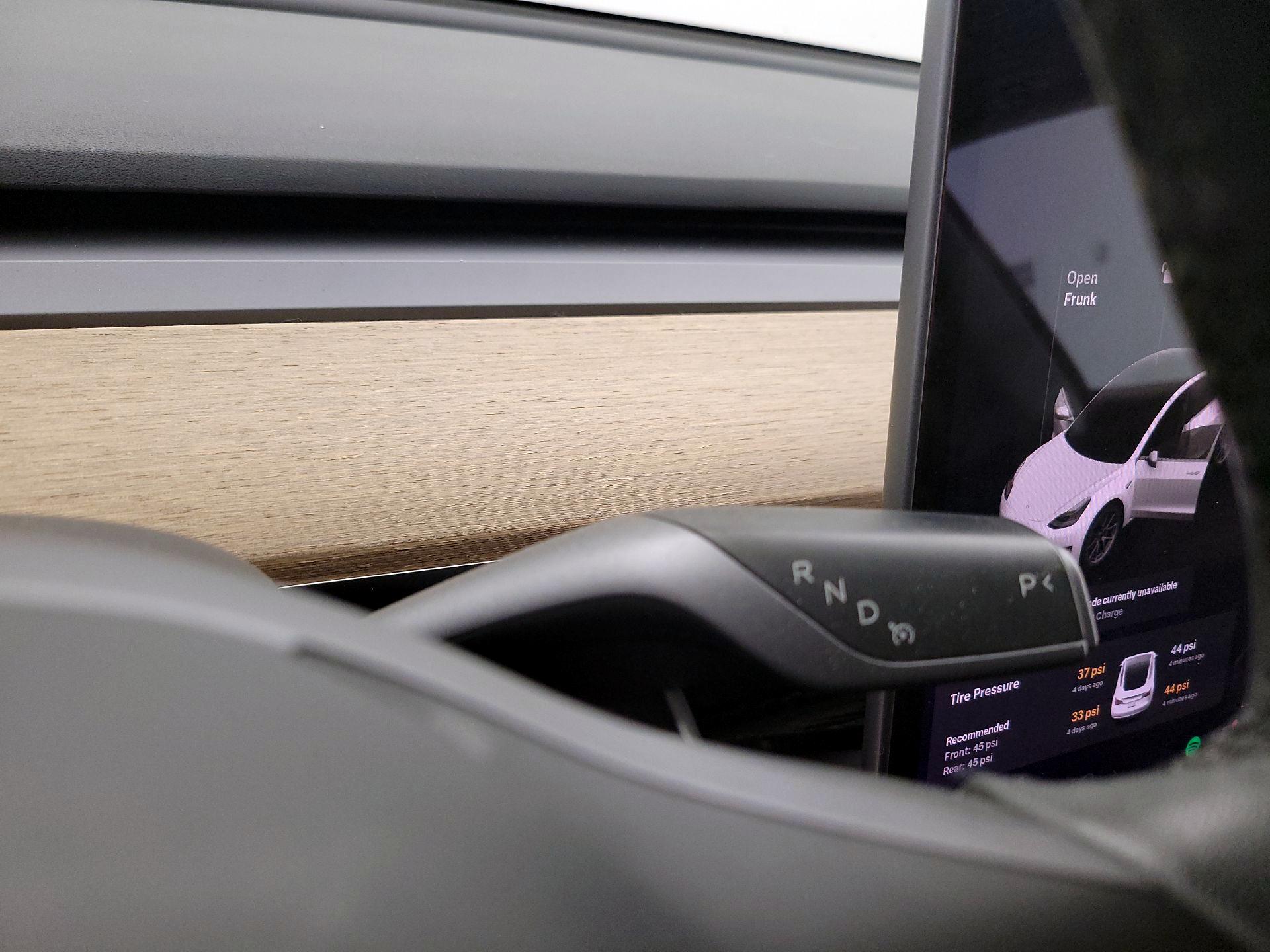 Thumbnail: 2020 Tesla Model 3 - 17