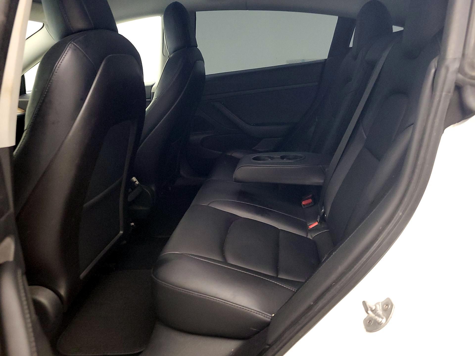 Thumbnail: 2020 Tesla Model 3 - 18