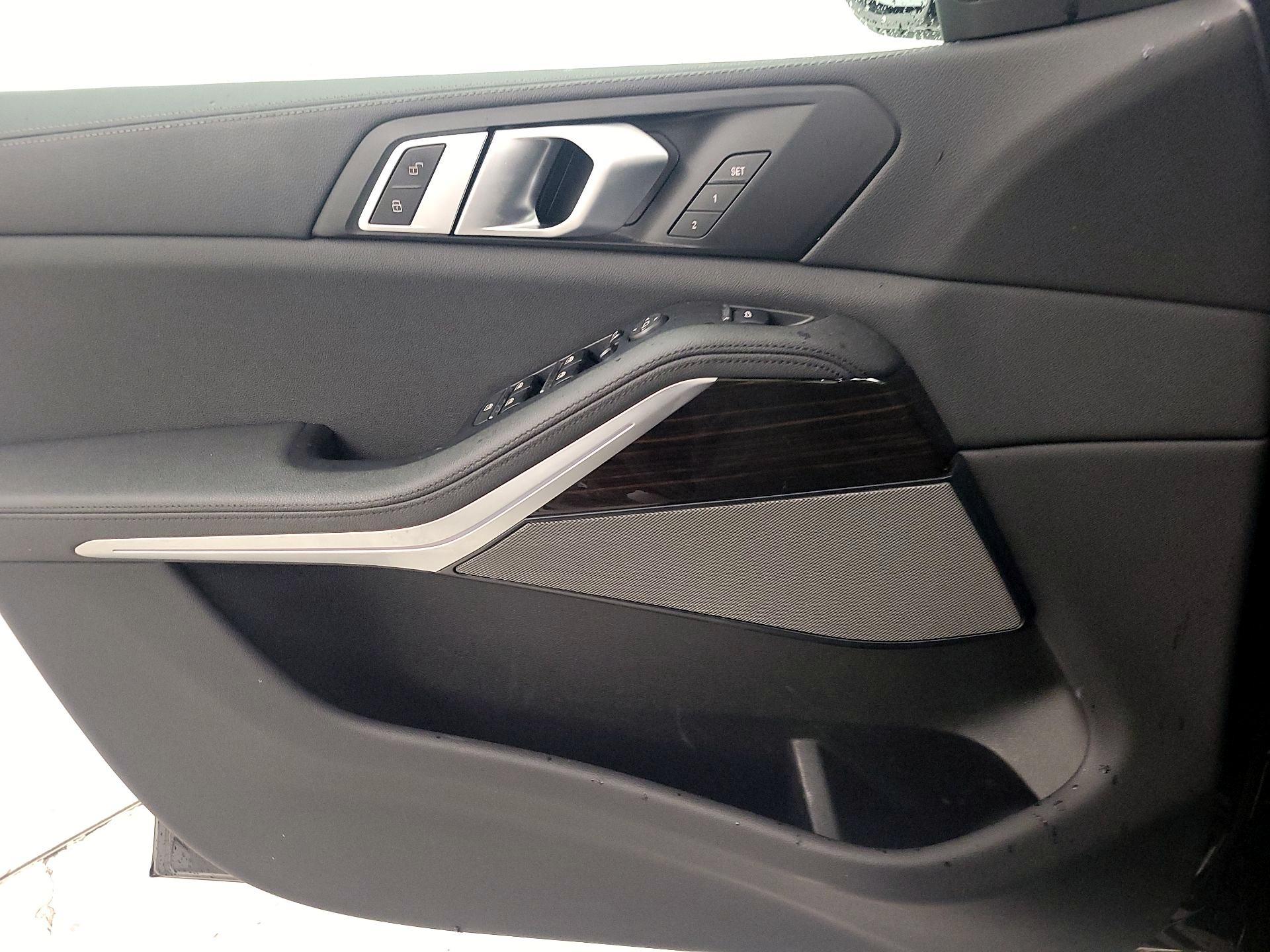 Thumbnail: 2020 BMW X5 - 12