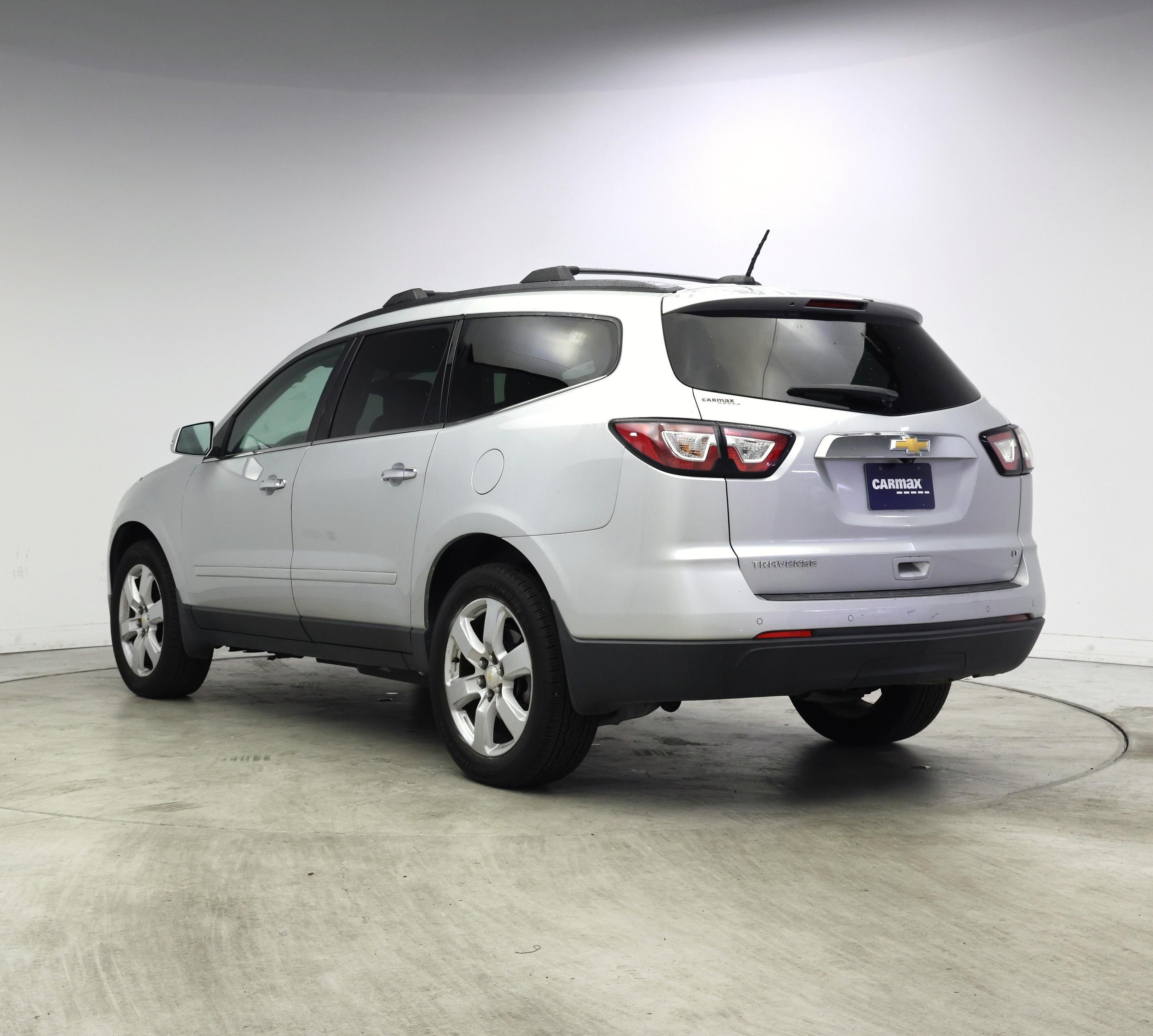 Thumbnail: 2017 Chevrolet Traverse - 2