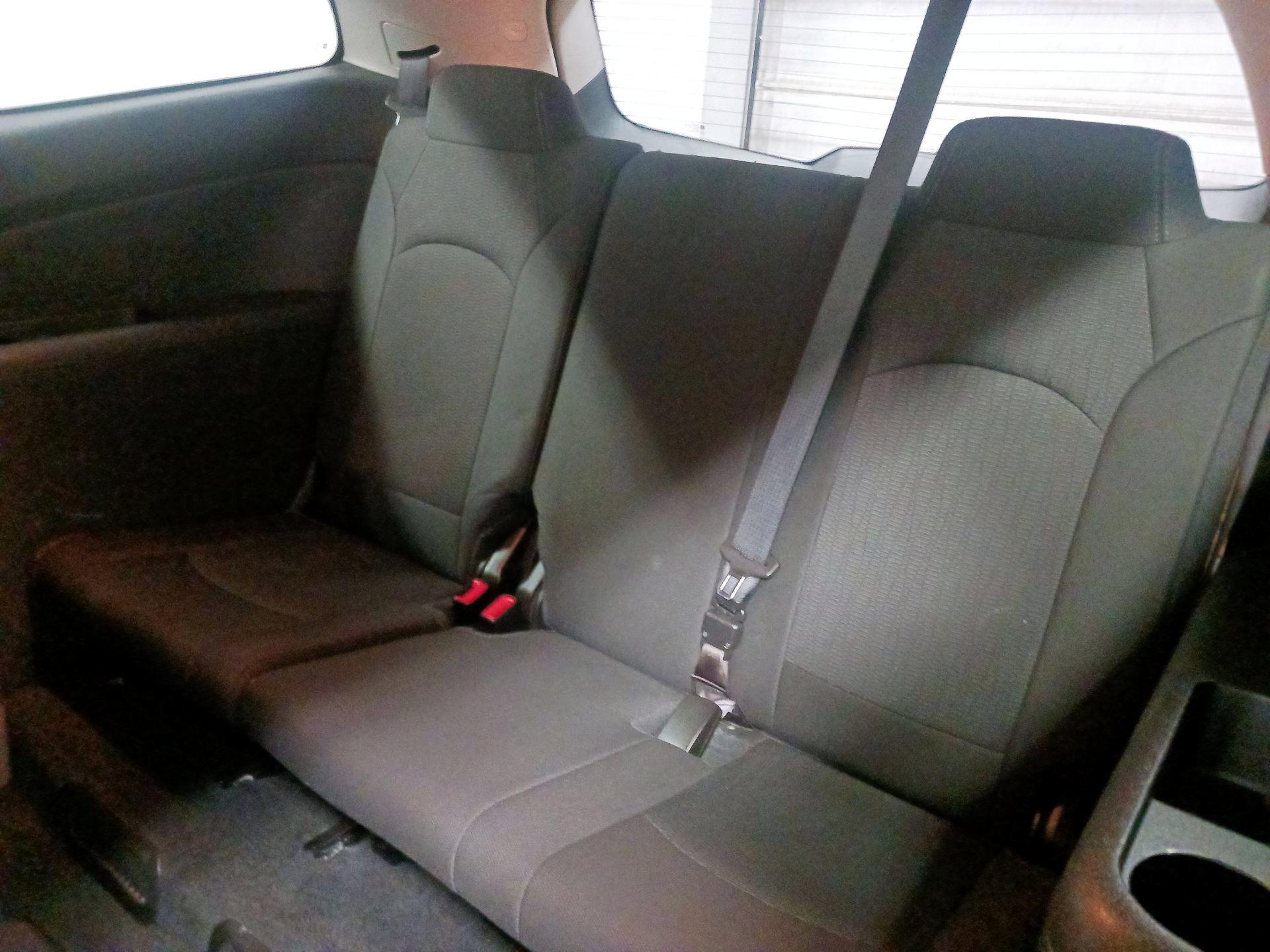 Thumbnail: 2017 Chevrolet Traverse - 20