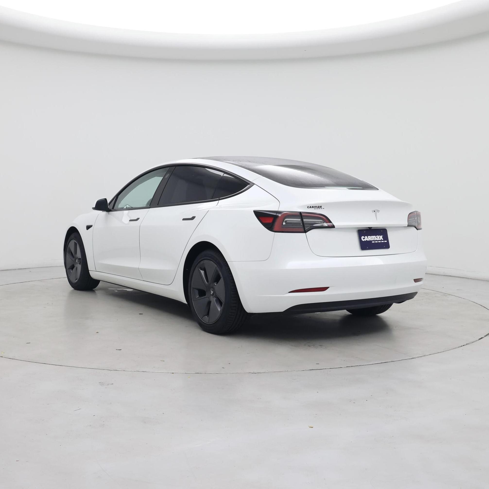 Thumbnail: 2023 Tesla Model 3 - 2