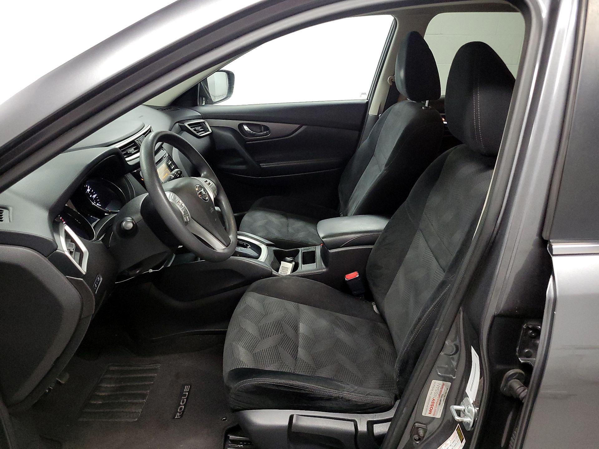 Thumbnail: 2014 Nissan Rogue - 9