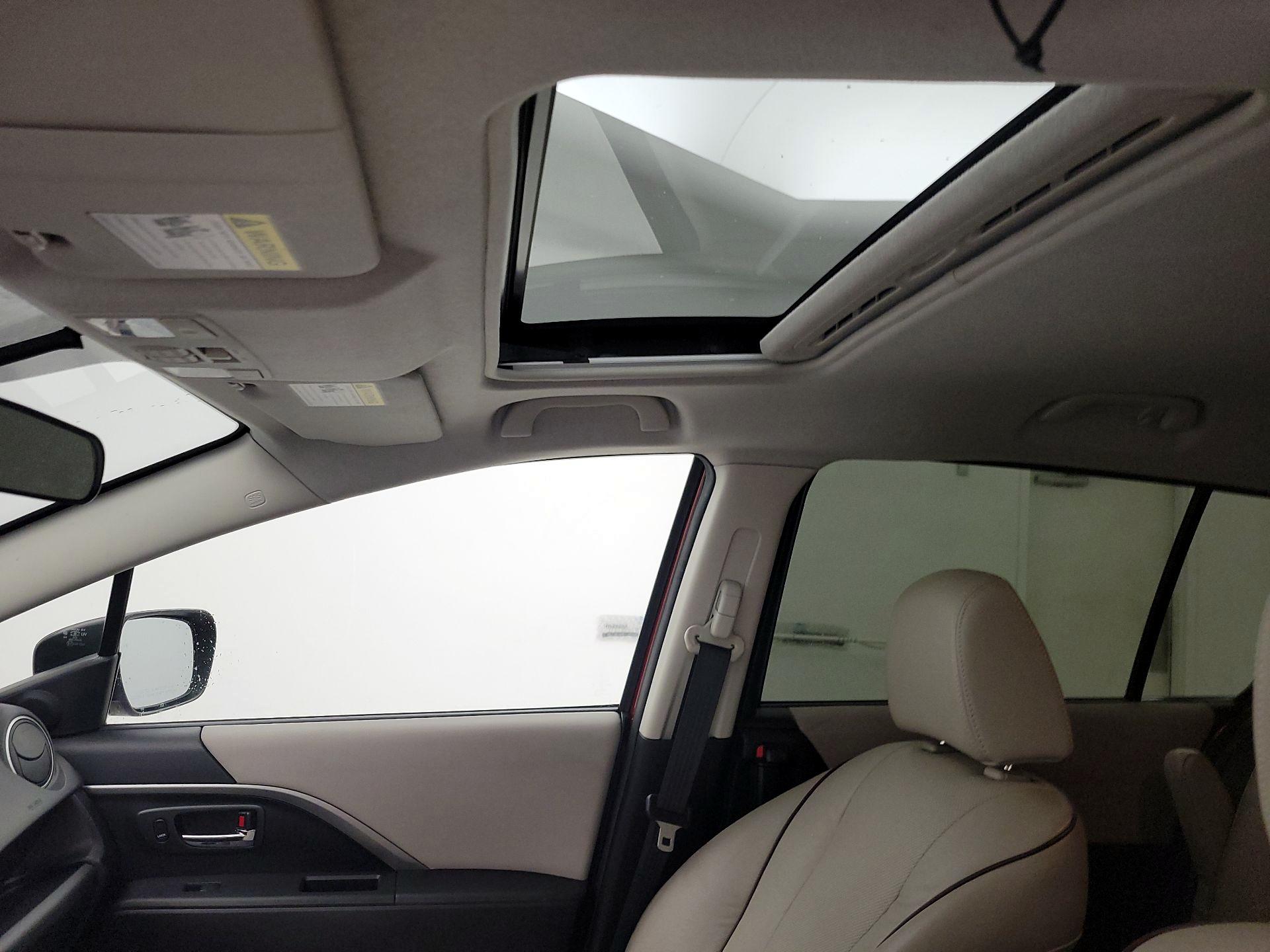 Thumbnail: 2014 Mazda Mazda5 - 18