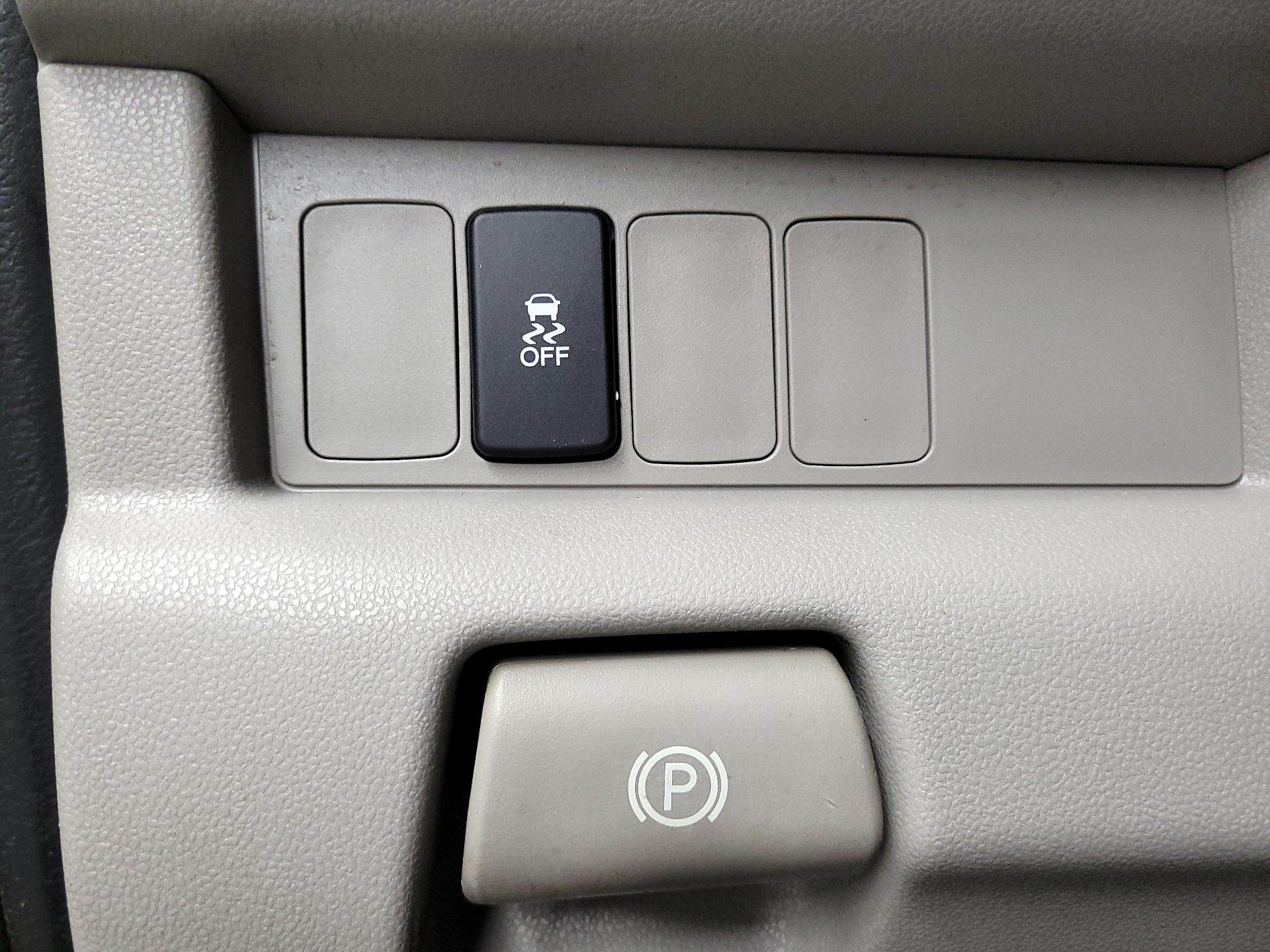 Thumbnail: 2015 Honda Pilot - 13