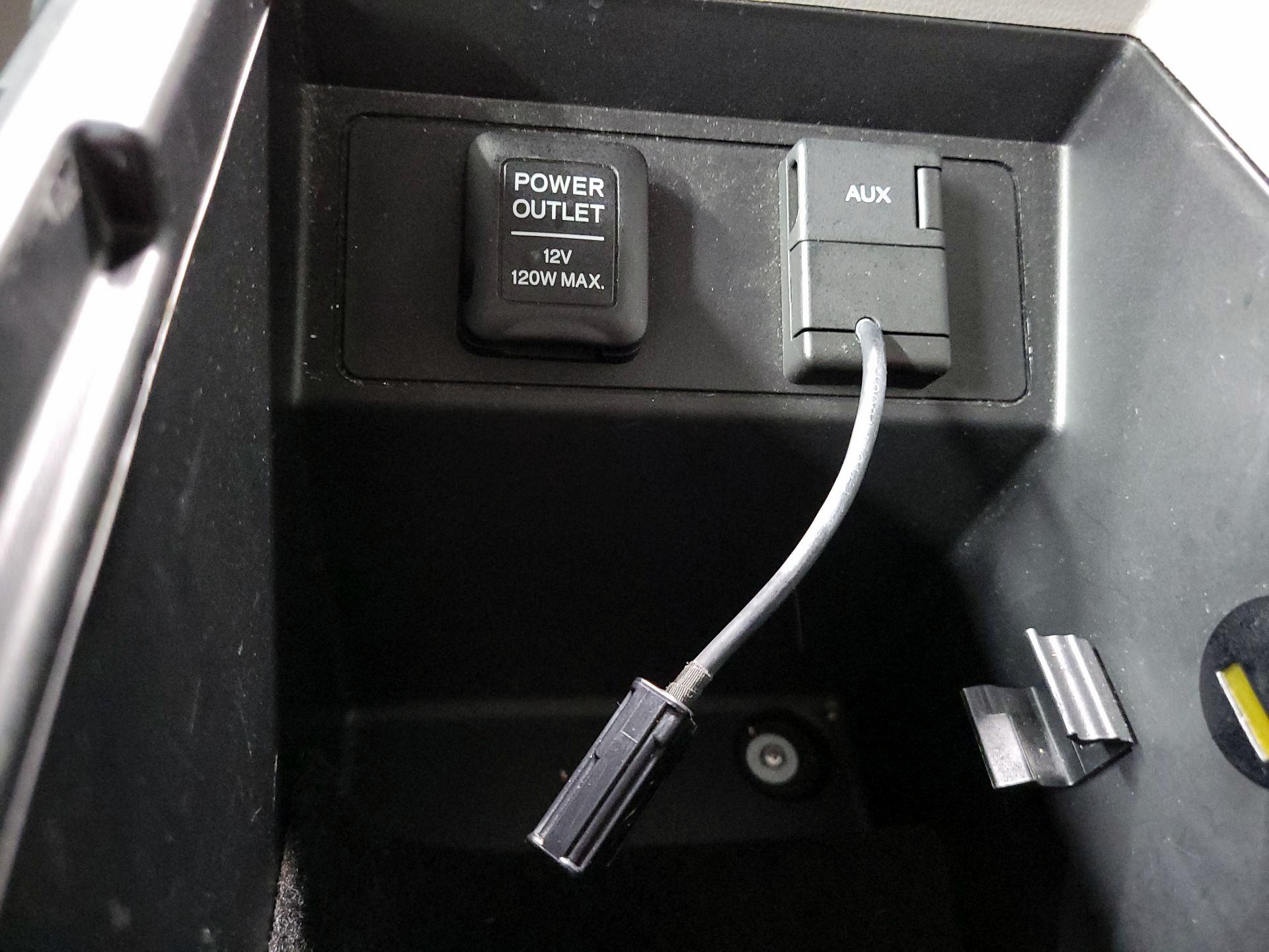 Thumbnail: 2015 Honda Pilot - 18