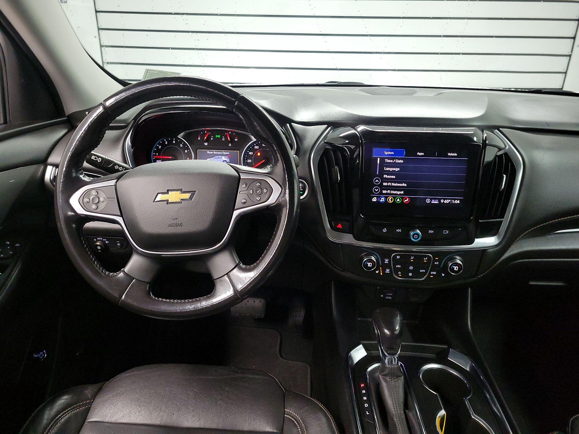 Thumbnail: 2021 Chevrolet Traverse - 9