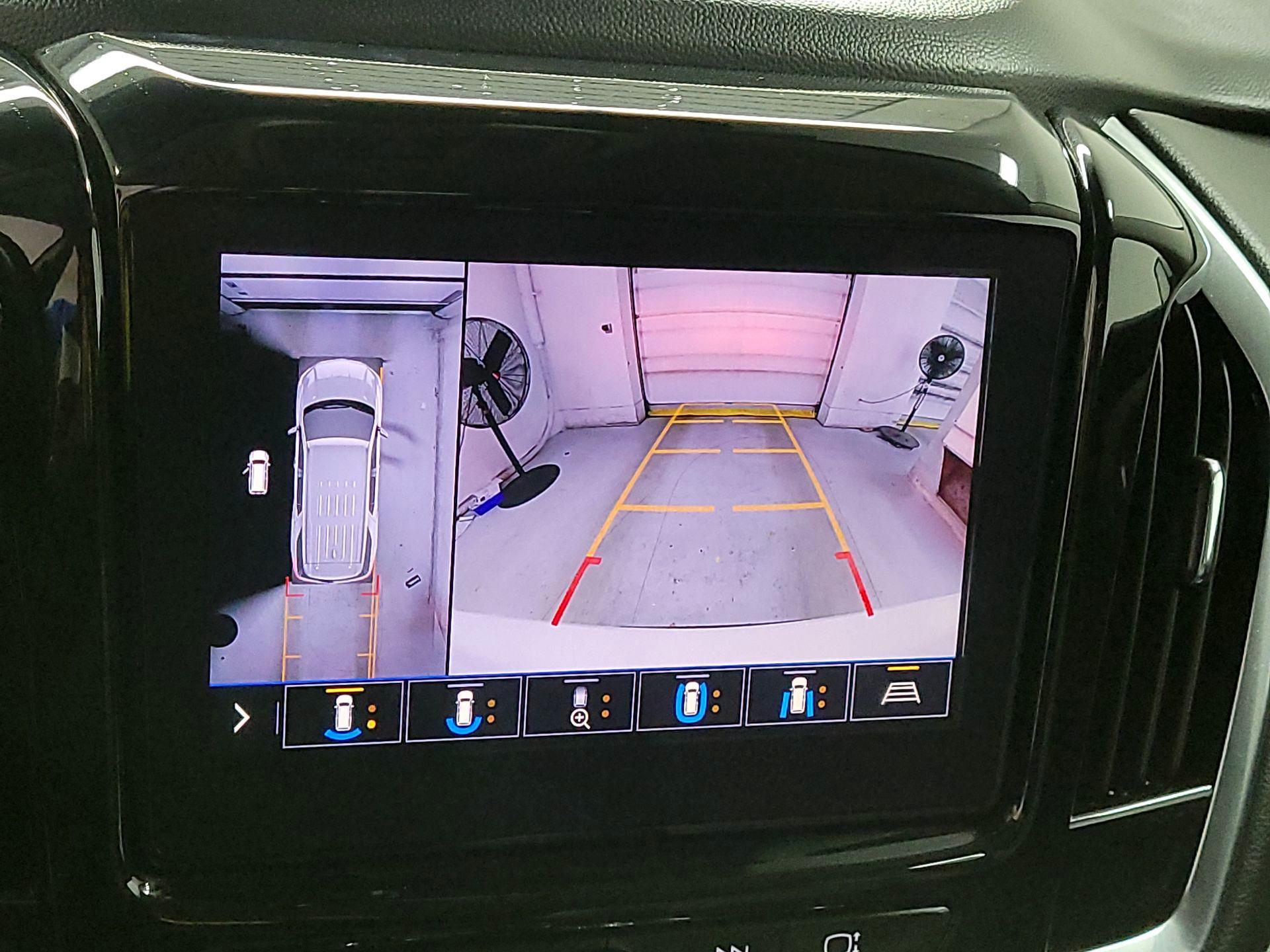 Thumbnail: 2021 Chevrolet Traverse - 13