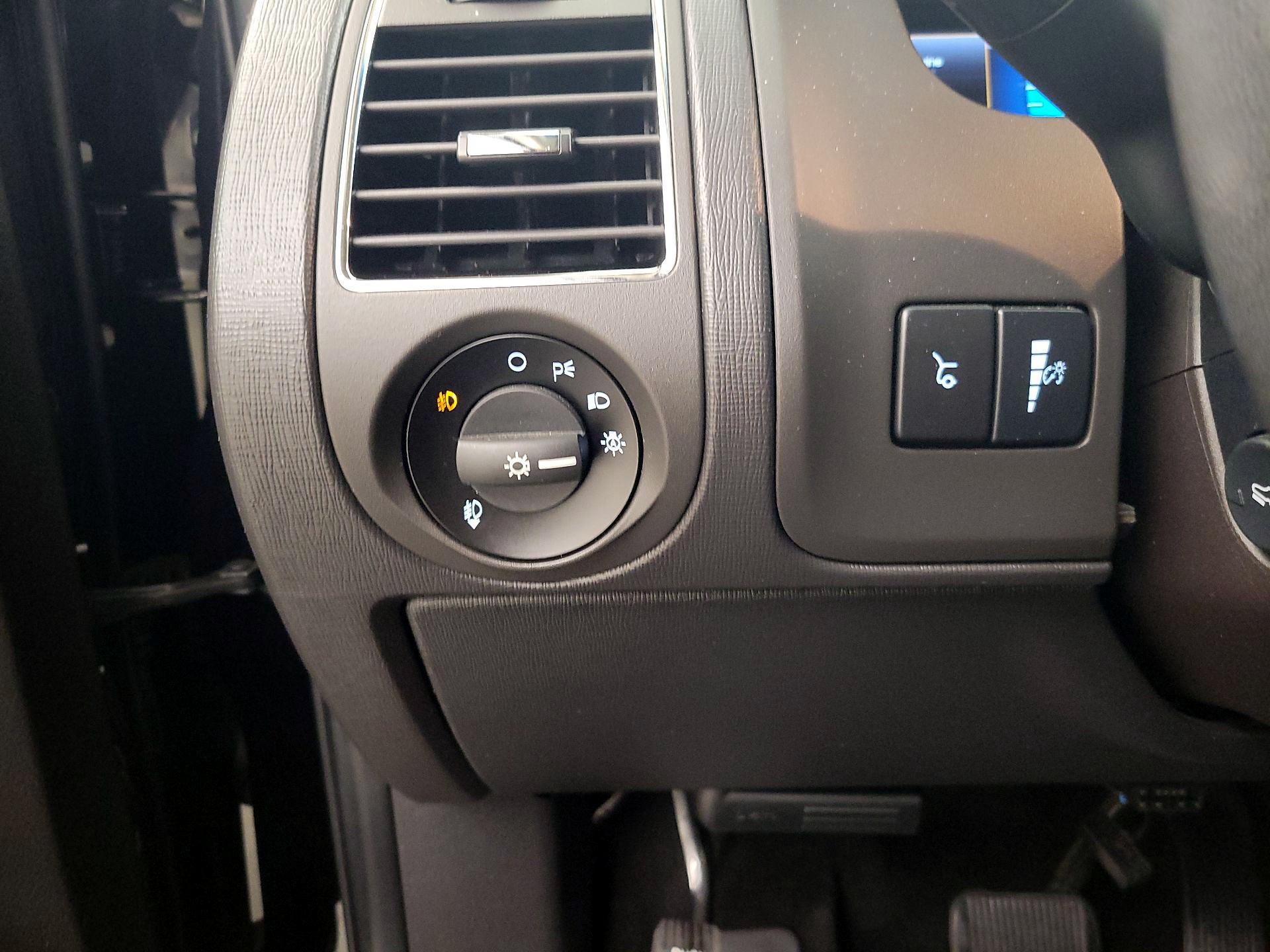 Thumbnail: 2019 Ford Flex - 13