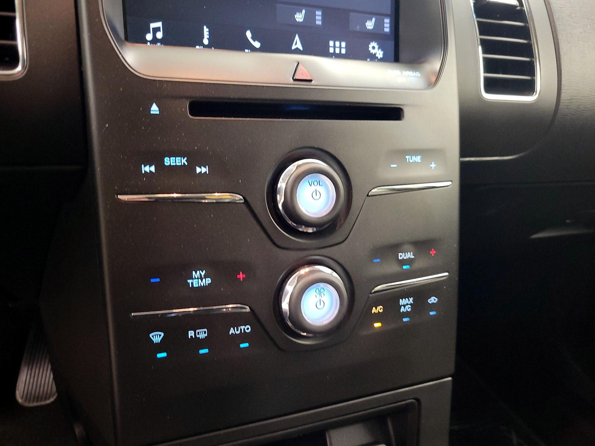 Thumbnail: 2019 Ford Flex - 17