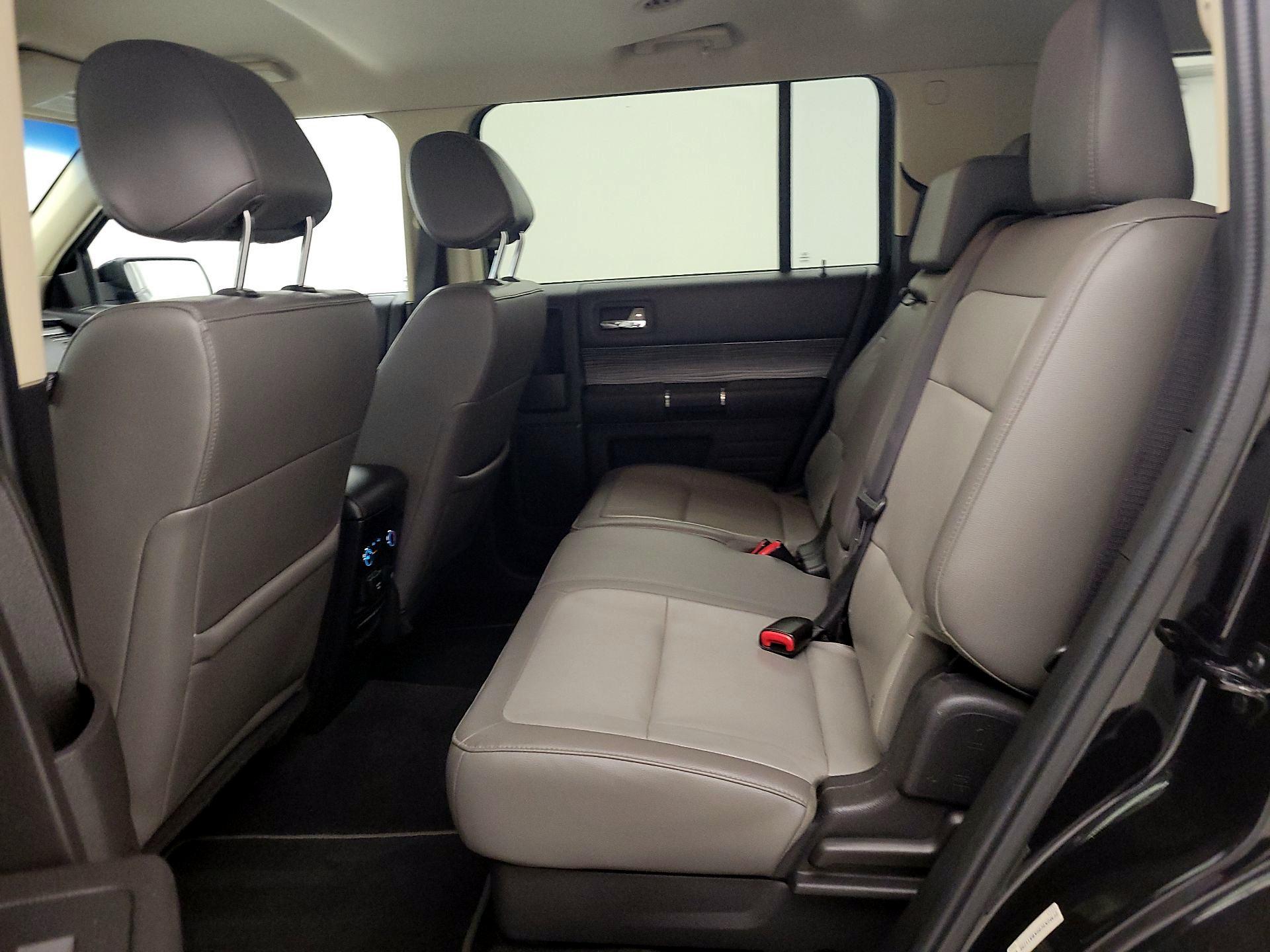 Thumbnail: 2019 Ford Flex - 20