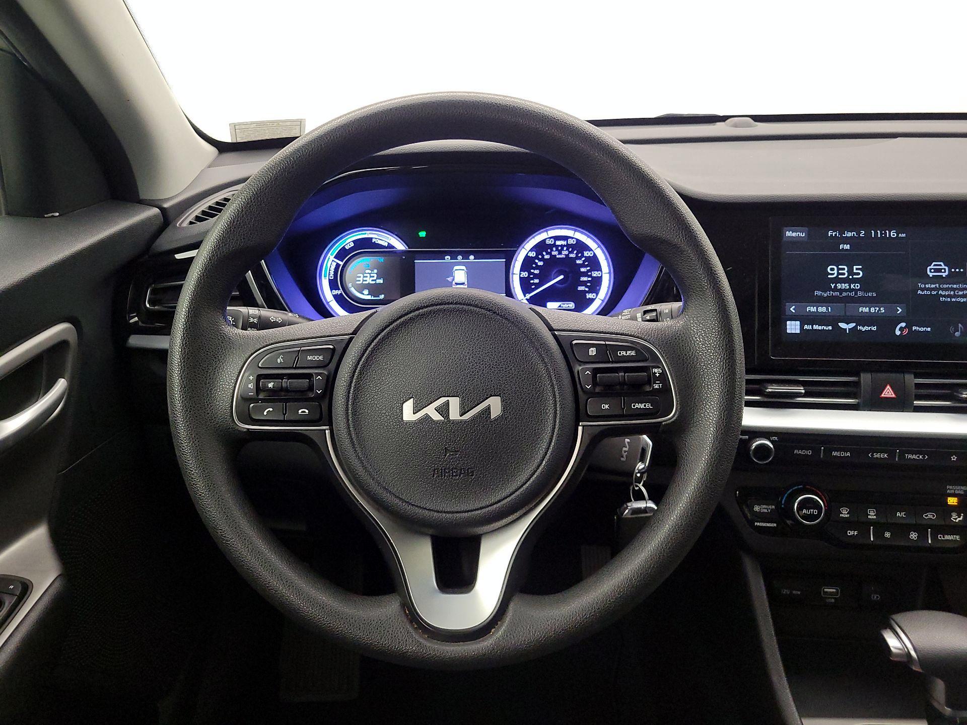 Thumbnail: 2022 Kia Niro - 10