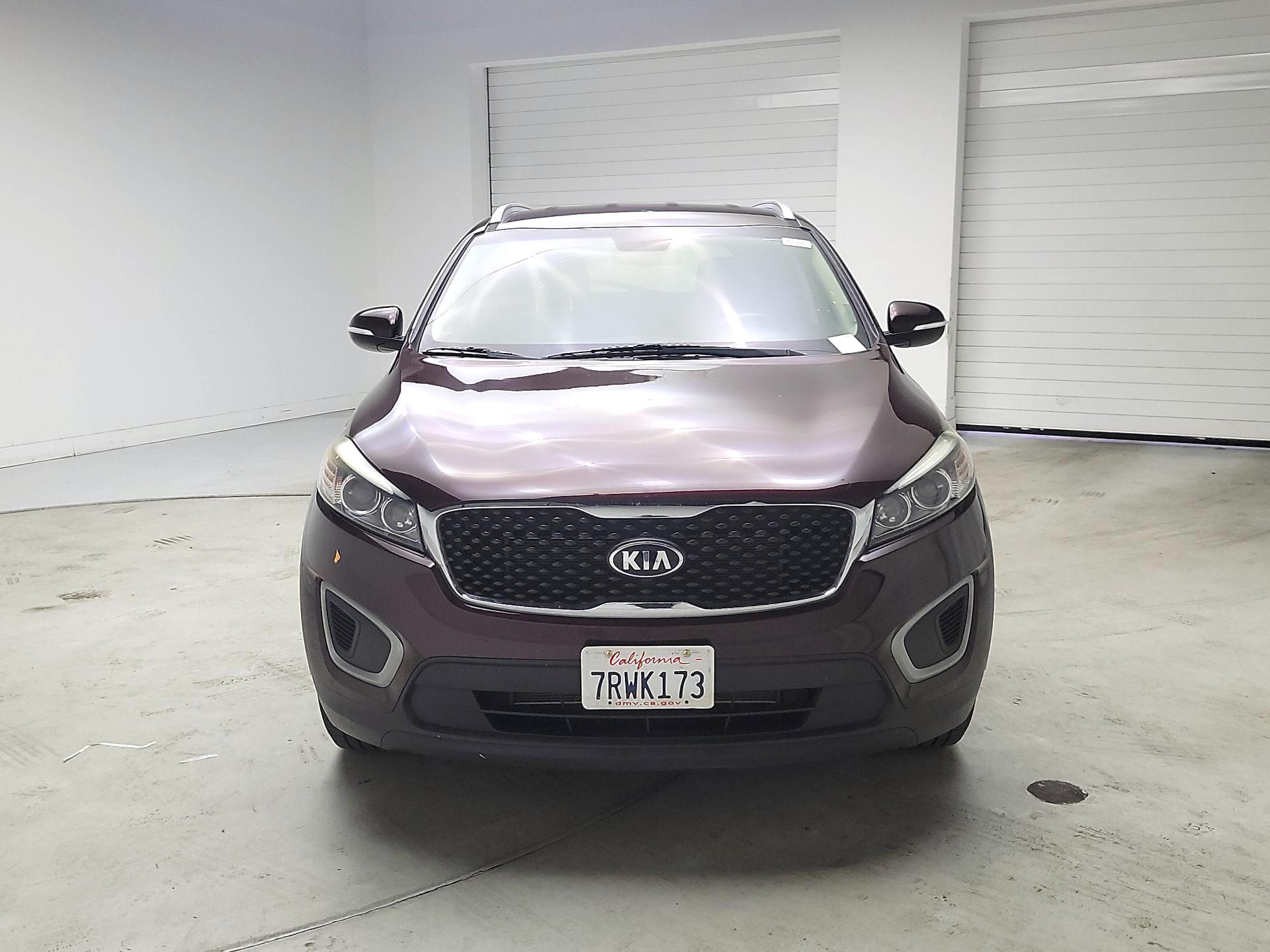 Thumbnail: 2016 Kia Sorento - 2