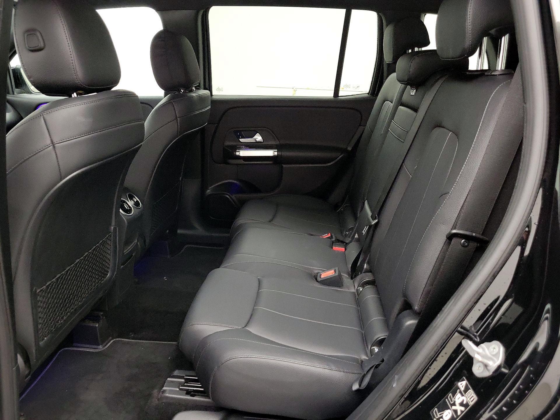 Thumbnail: 2021 Mercedes-Benz GLB - 19