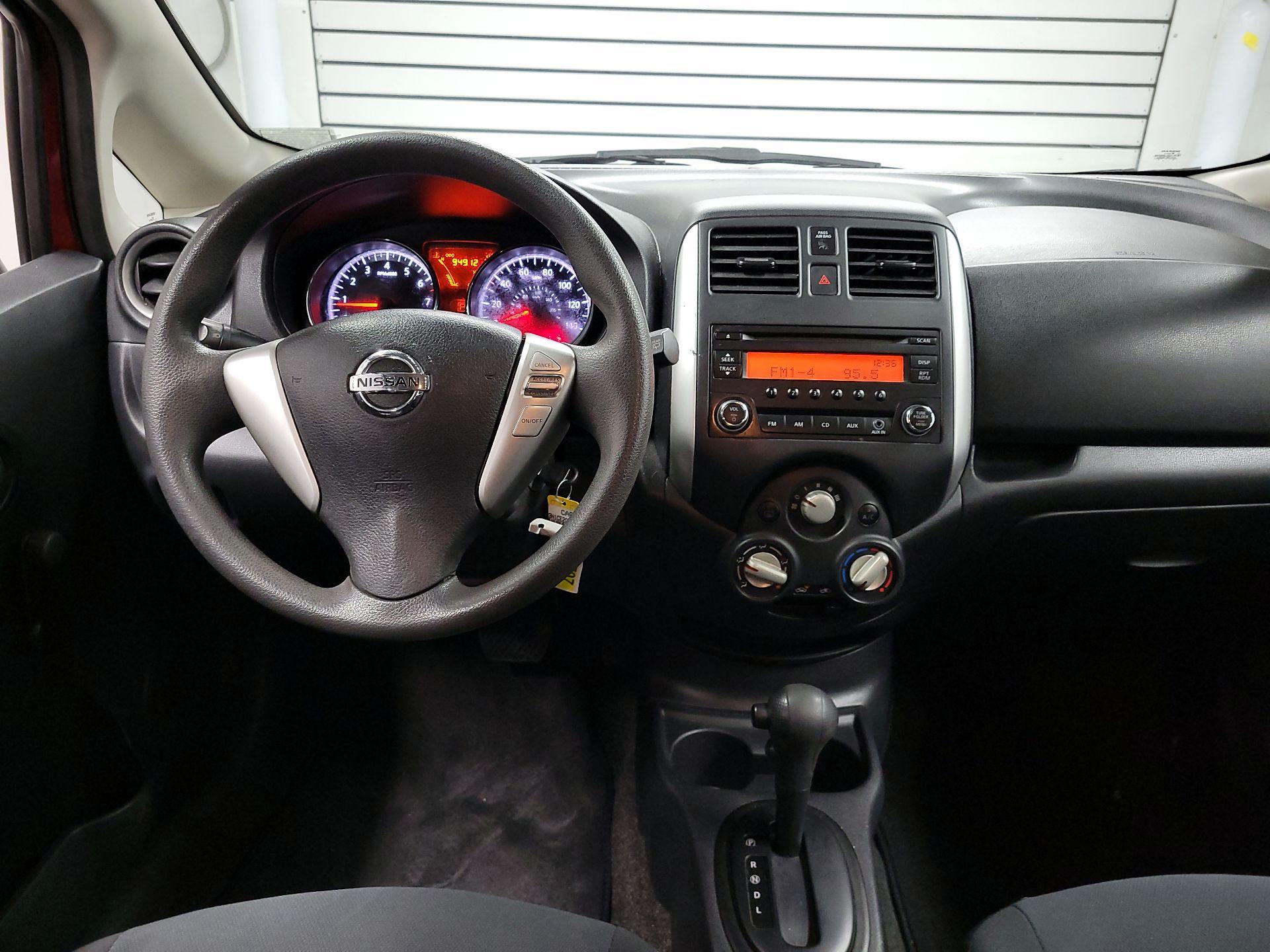 Thumbnail: 2014 Nissan Versa Note - 9
