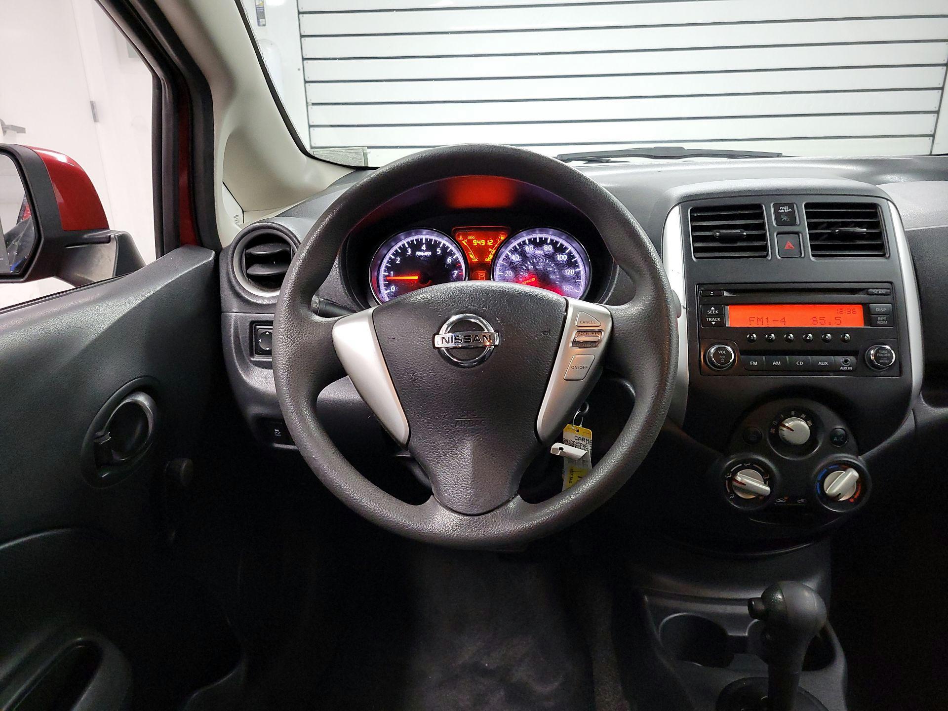 Thumbnail: 2014 Nissan Versa Note - 10