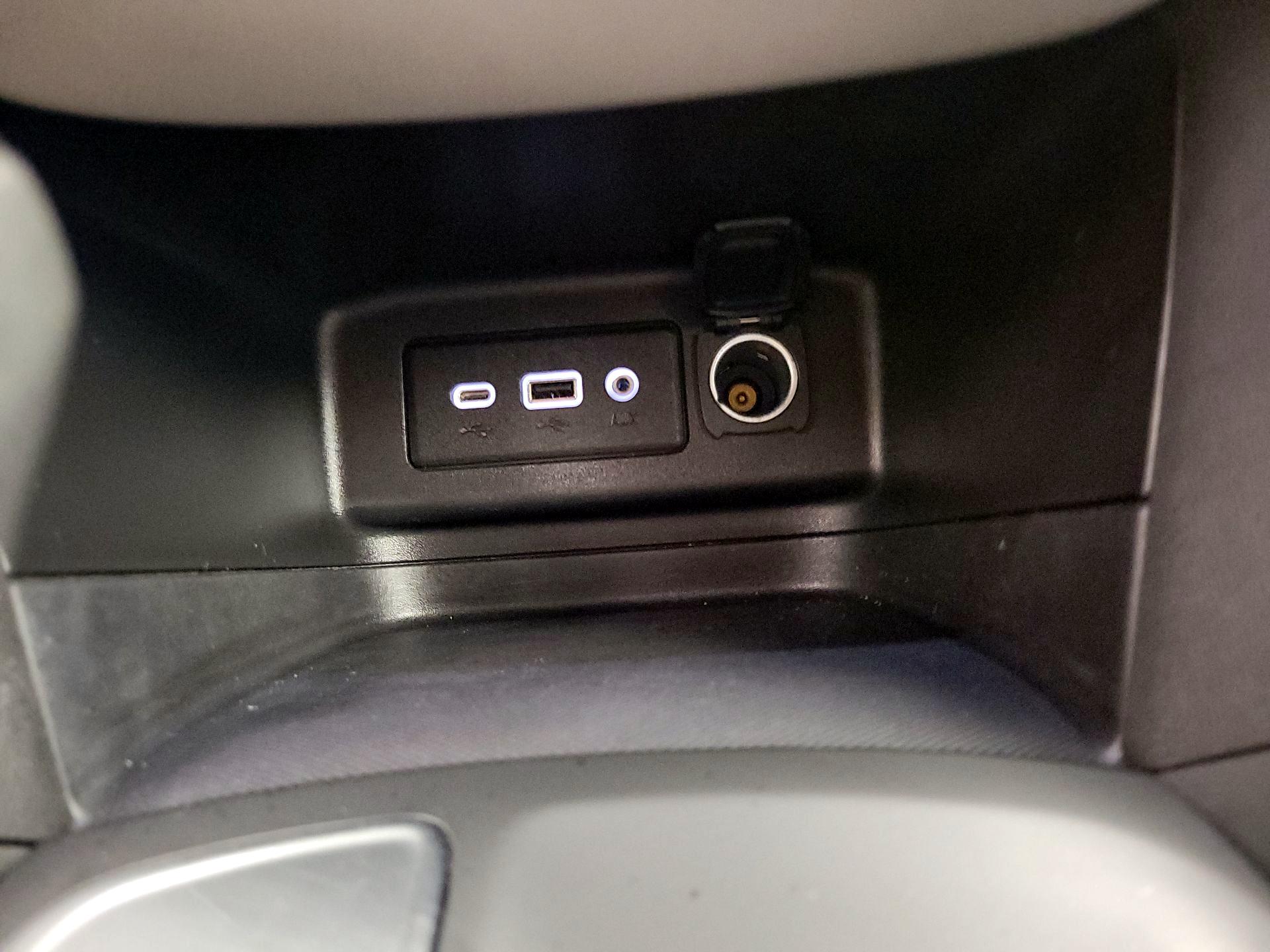 Thumbnail: 2021 Chevrolet Equinox - 18