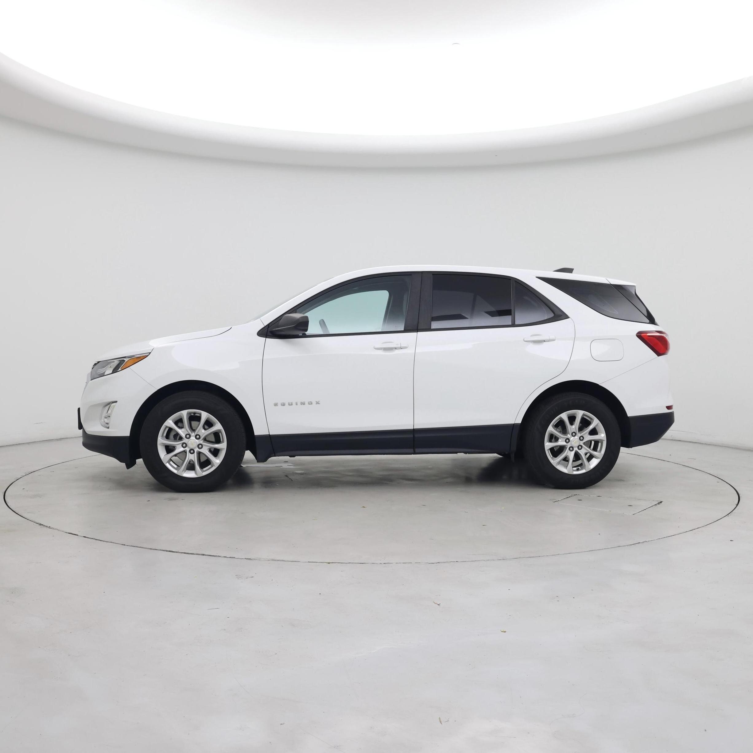 Thumbnail: 2021 Chevrolet Equinox - 3