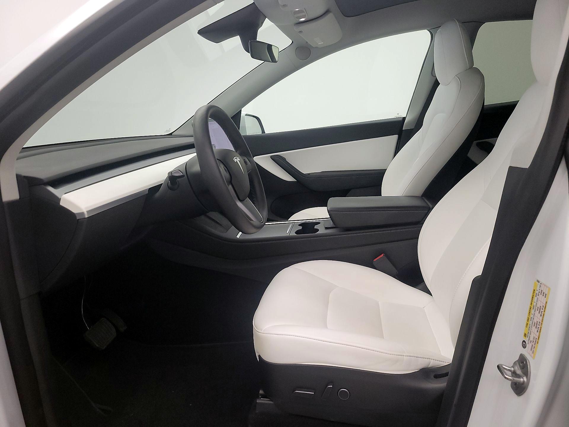 Thumbnail: 2021 Tesla Model Y - 11