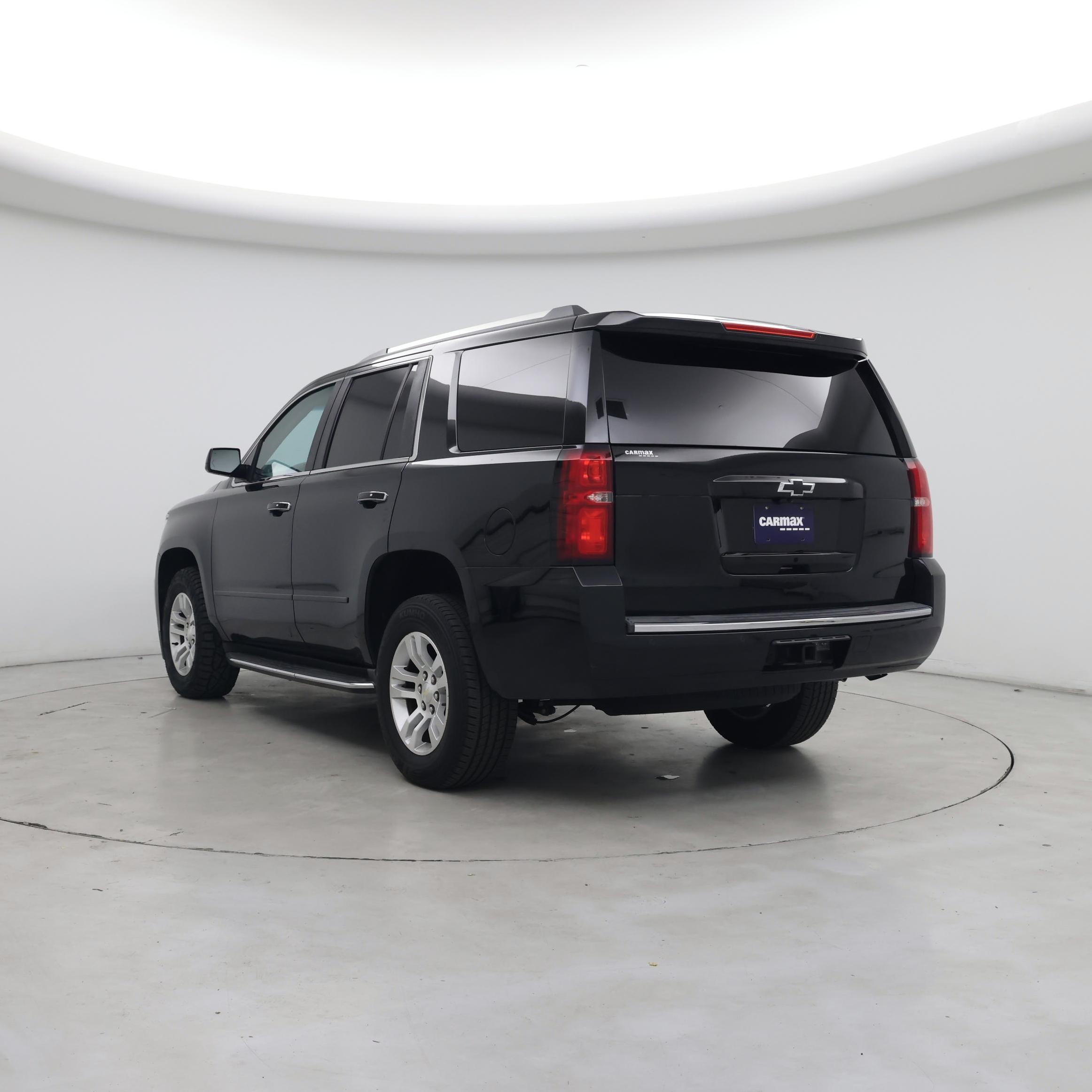 Thumbnail: 2017 Chevrolet Tahoe - 2