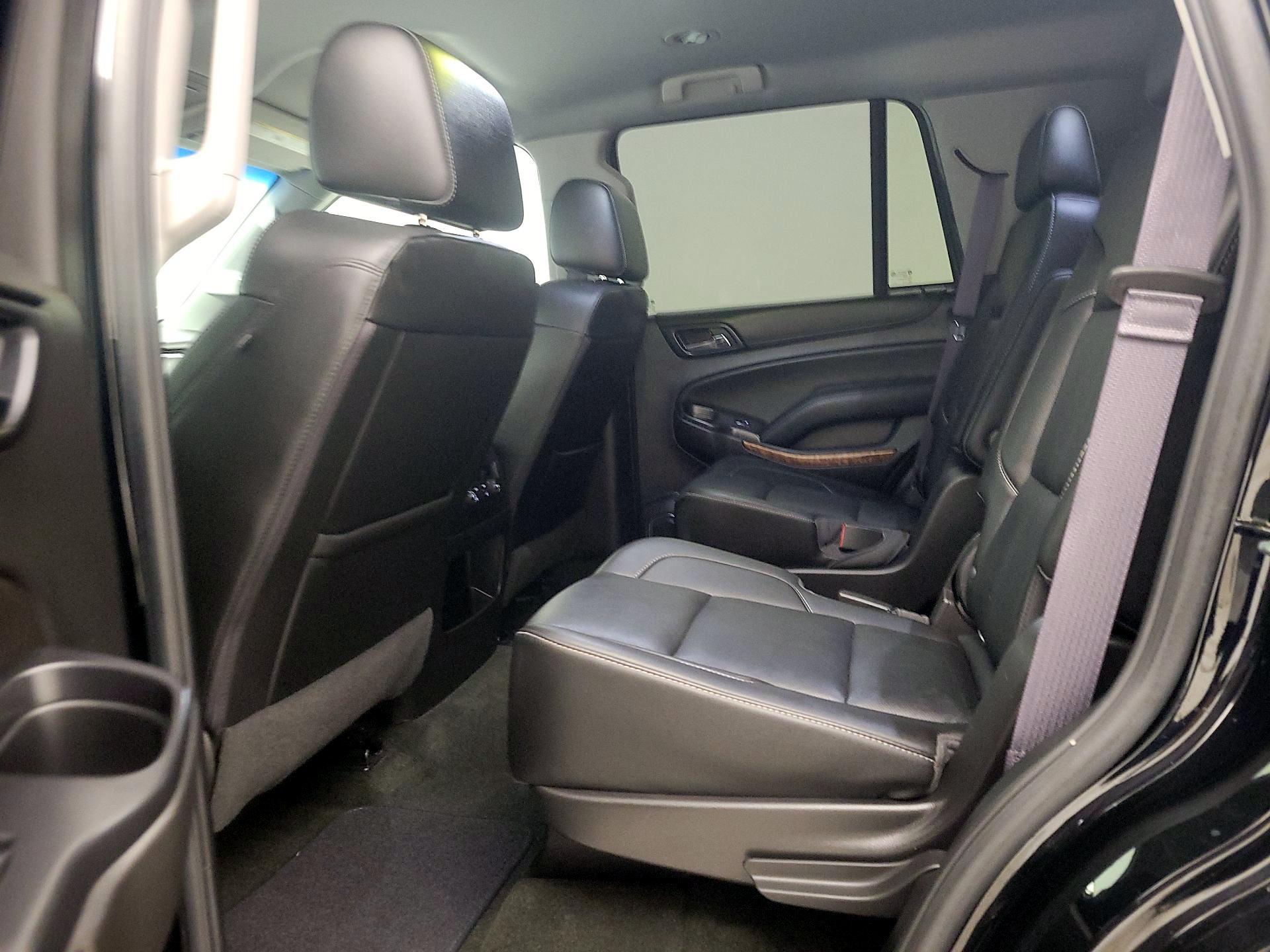 Thumbnail: 2017 Chevrolet Tahoe - 19