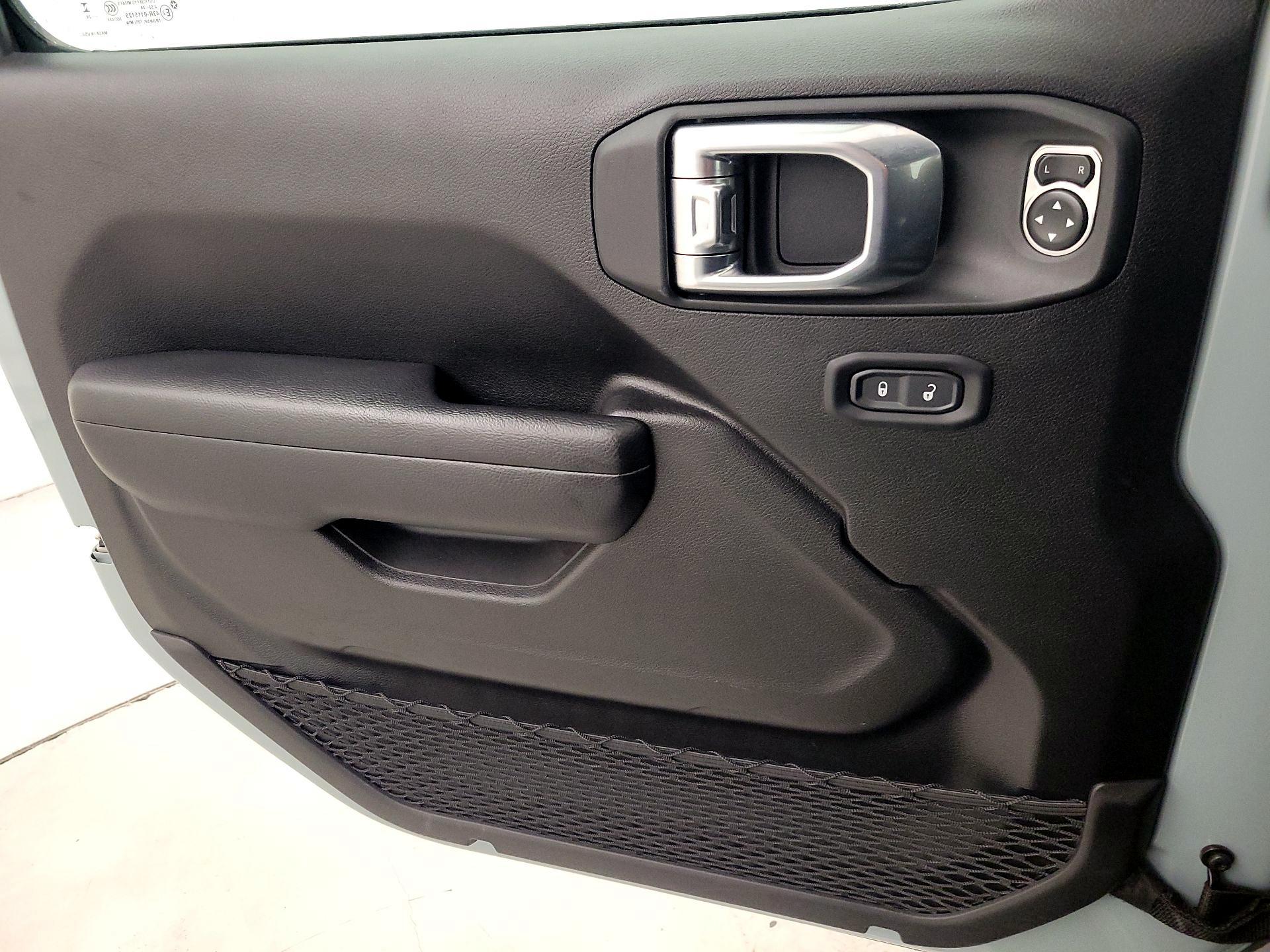 Thumbnail: 2024 Jeep Wrangler - 12