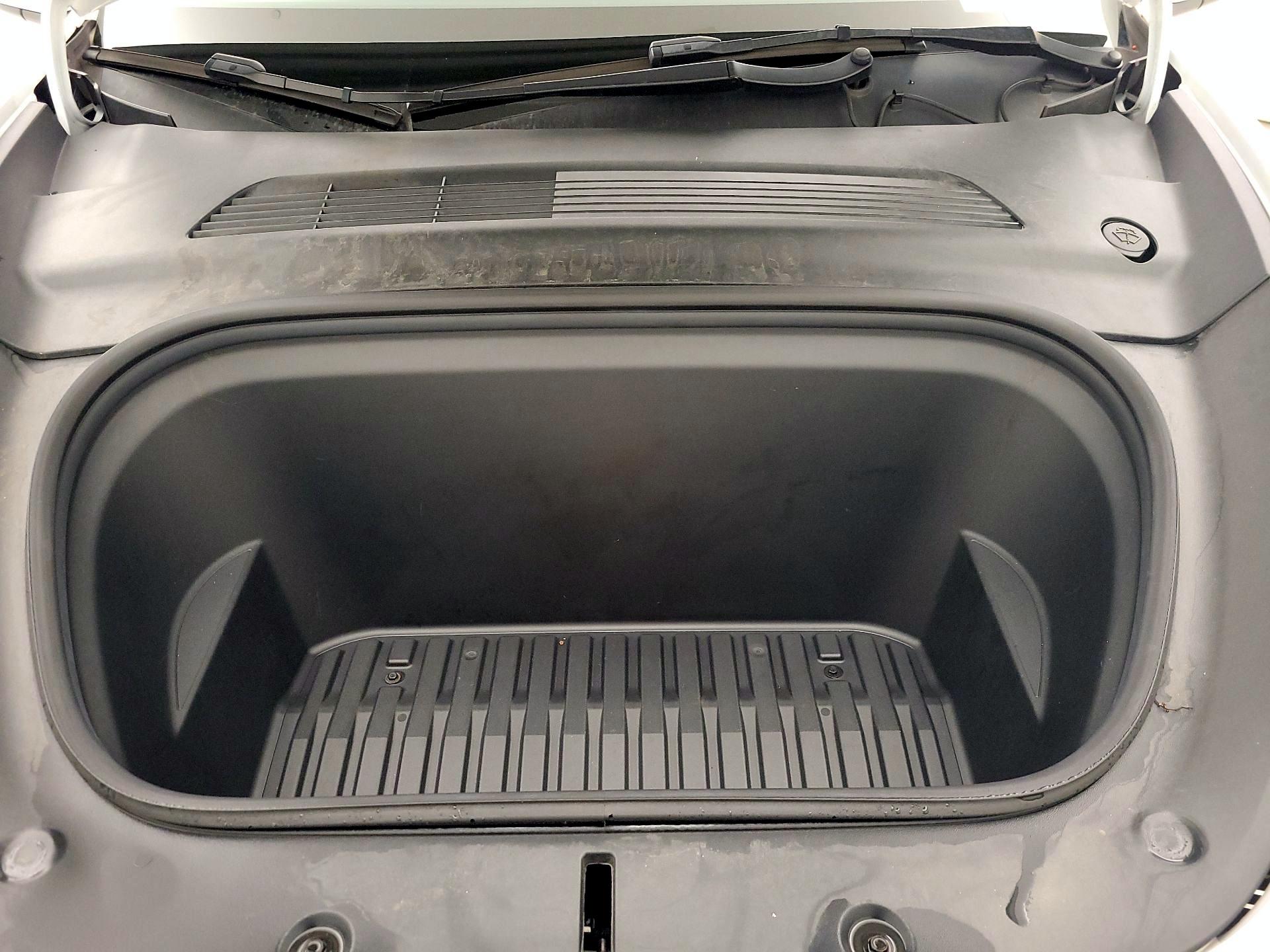 Thumbnail: 2021 Tesla Model Y - 20