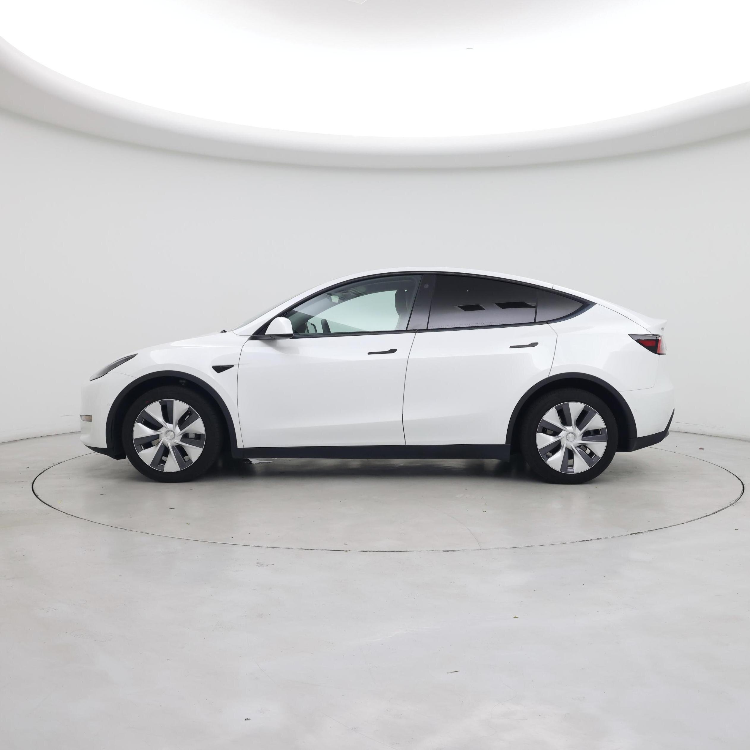 Thumbnail: 2021 Tesla Model Y - 3