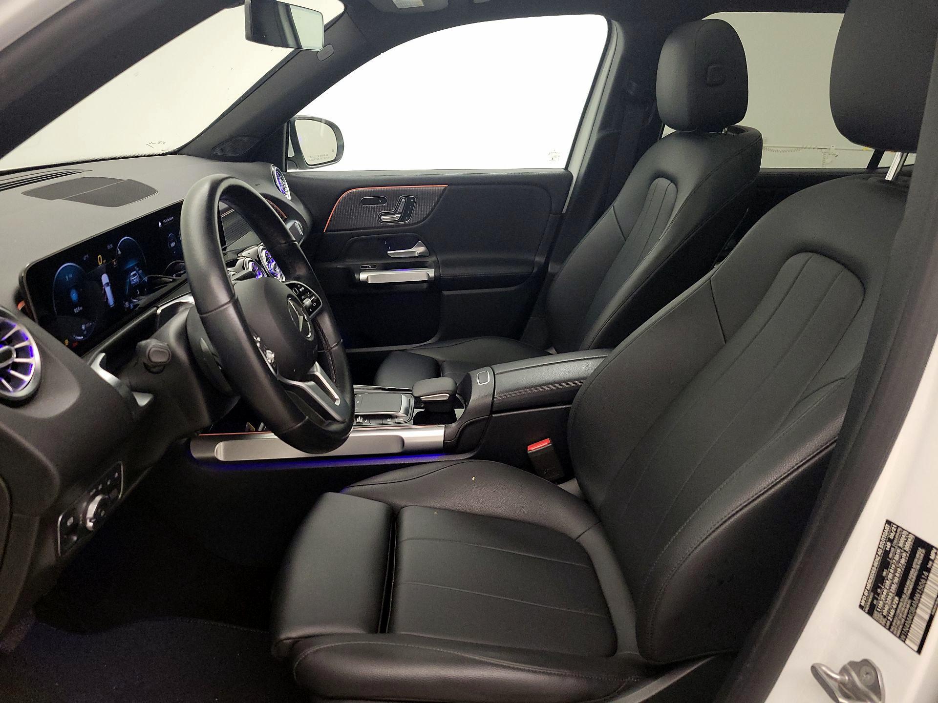 Thumbnail: 2021 Mercedes-Benz GLB - 11