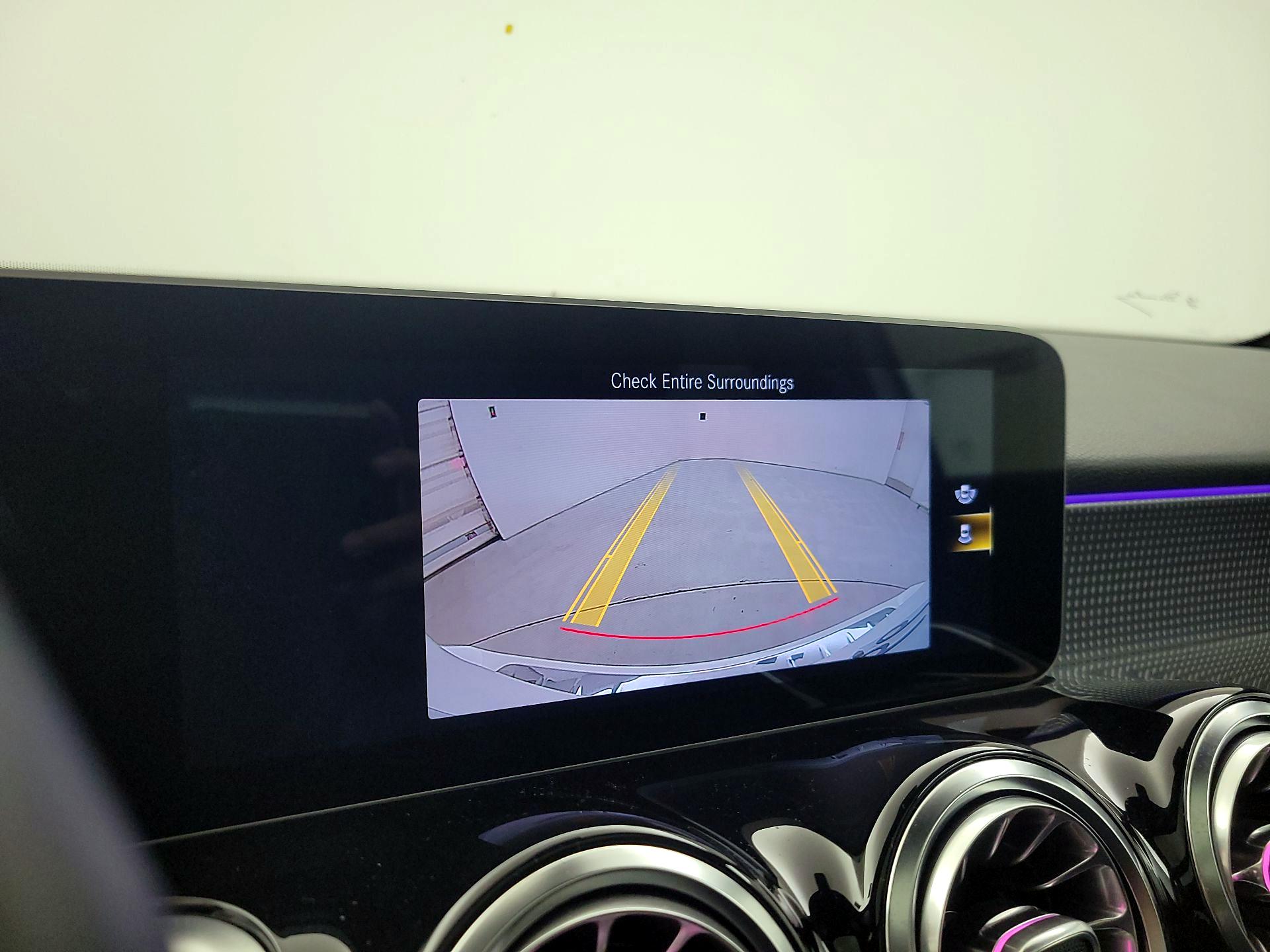 Thumbnail: 2021 Mercedes-Benz GLB - 14