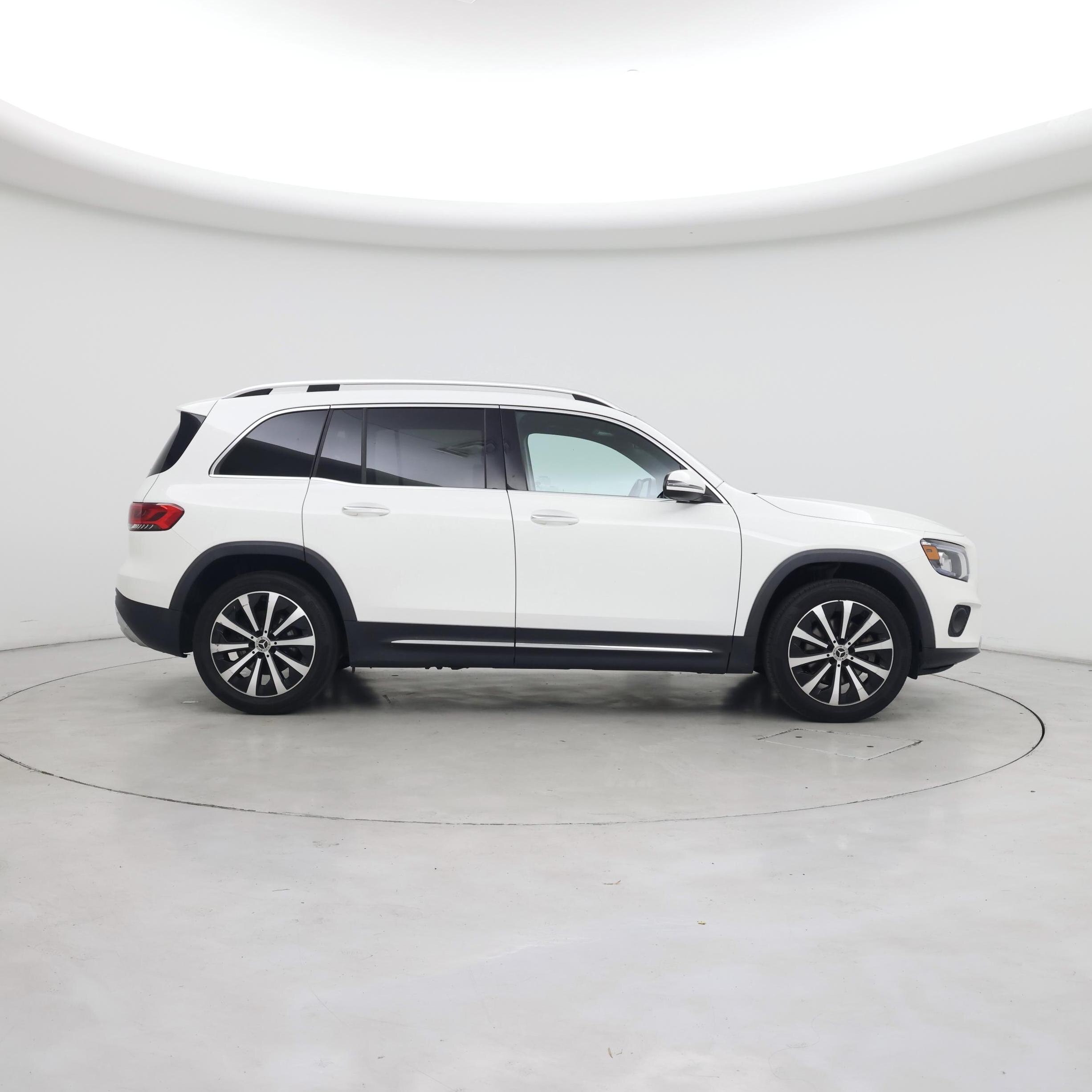 Thumbnail: 2021 Mercedes-Benz GLB - 7