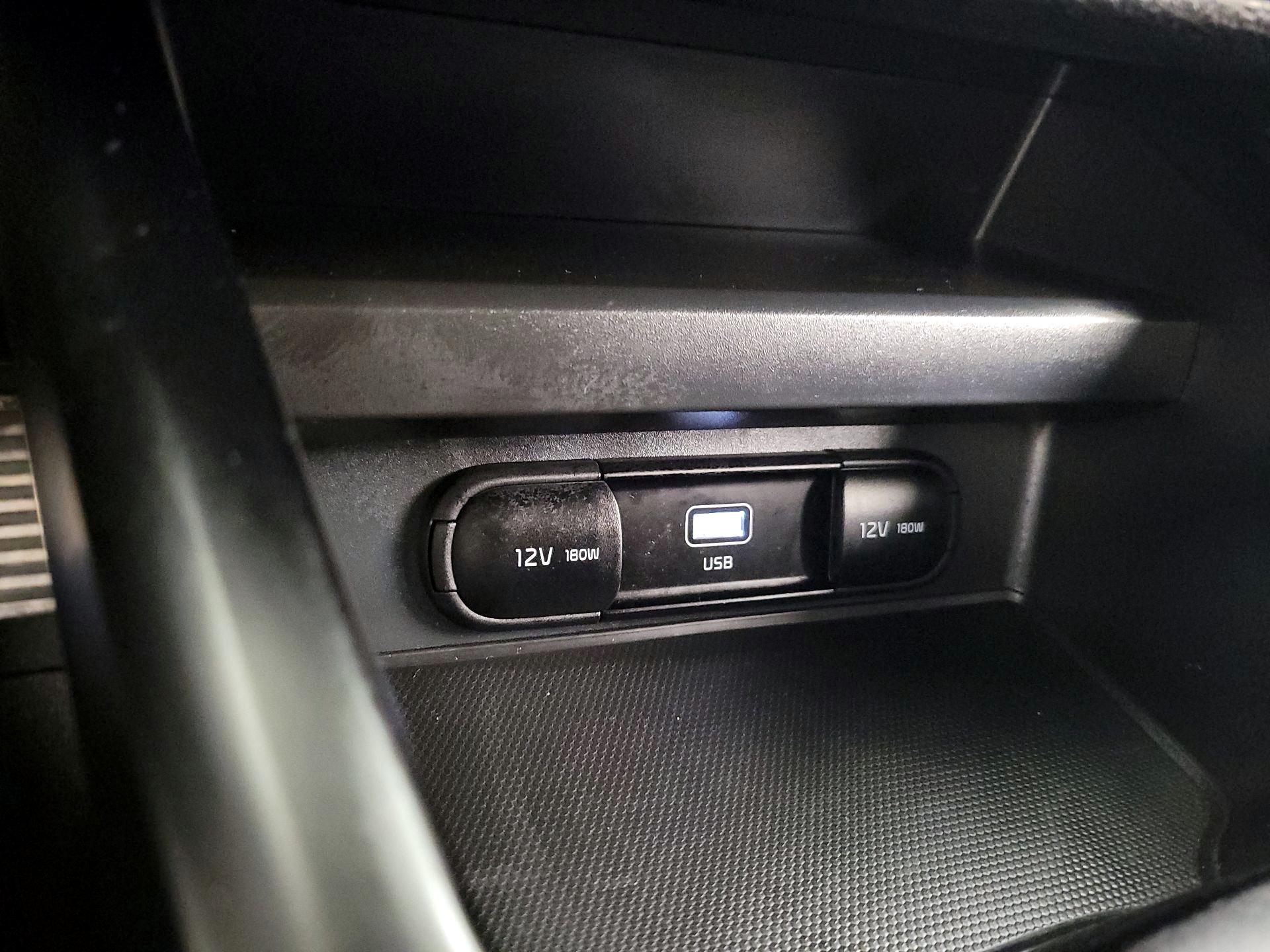 Thumbnail: 2025 Kia Soul - 18