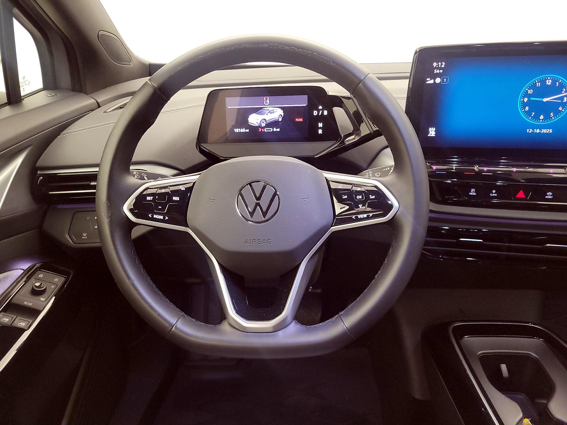 Thumbnail: 2023 Volkswagen ID.4 - 10