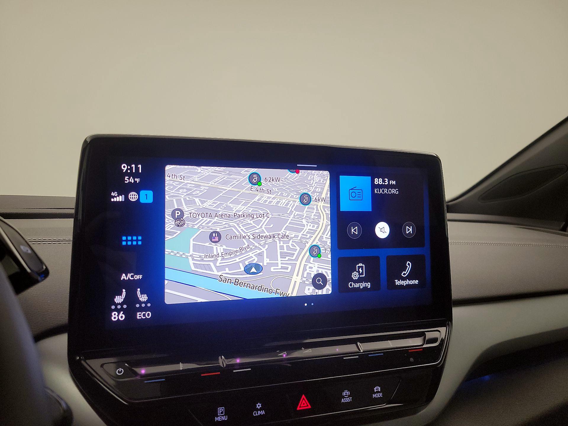 Thumbnail: 2023 Volkswagen ID.4 - 16