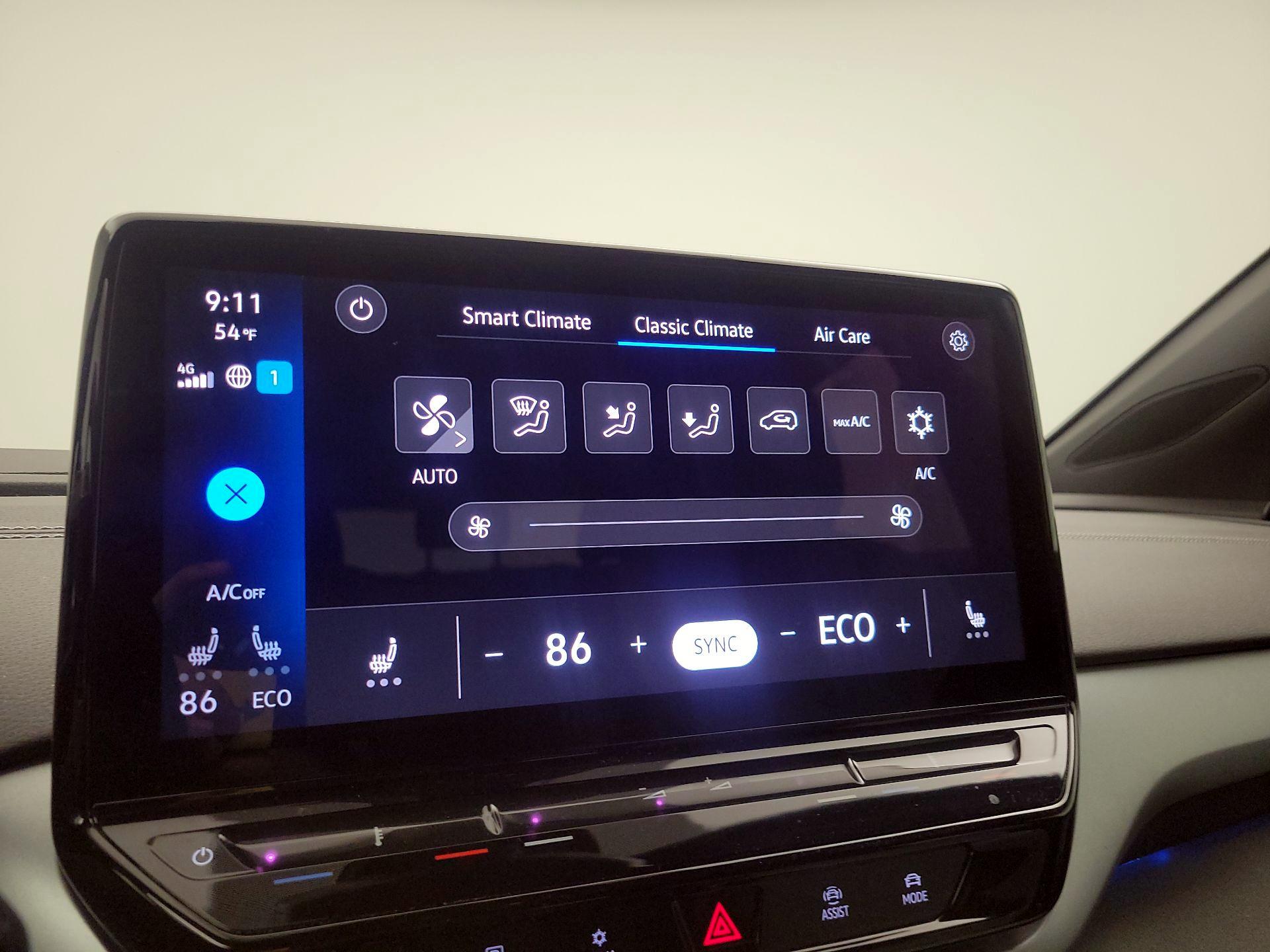 Thumbnail: 2023 Volkswagen ID.4 - 17