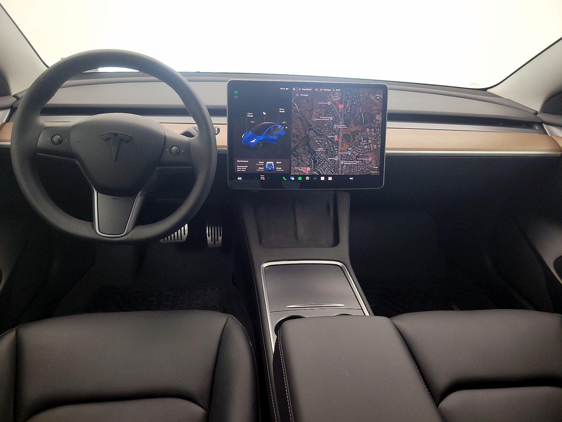 Thumbnail: 2023 Tesla Model 3 - 9