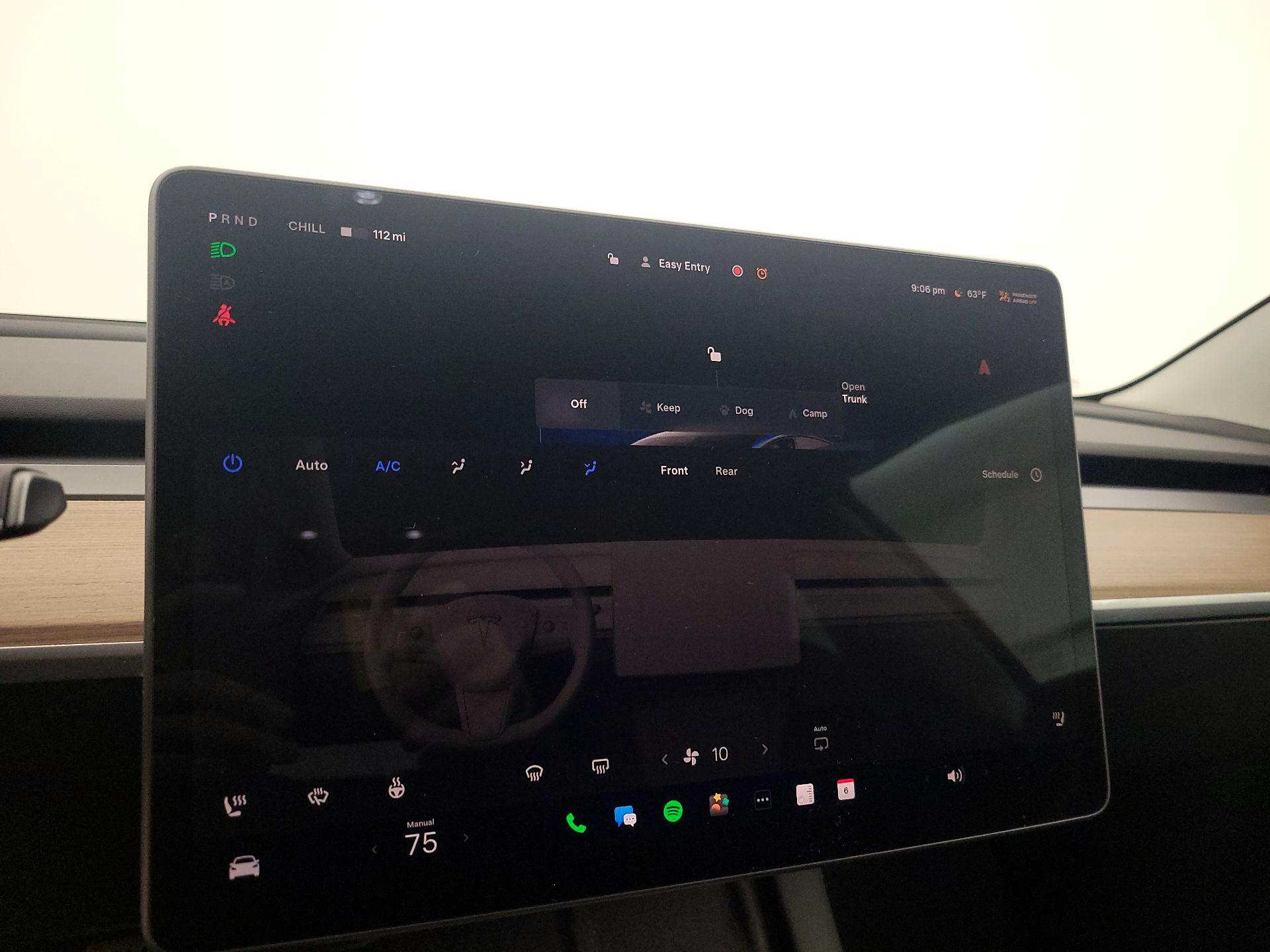 Thumbnail: 2023 Tesla Model 3 - 16